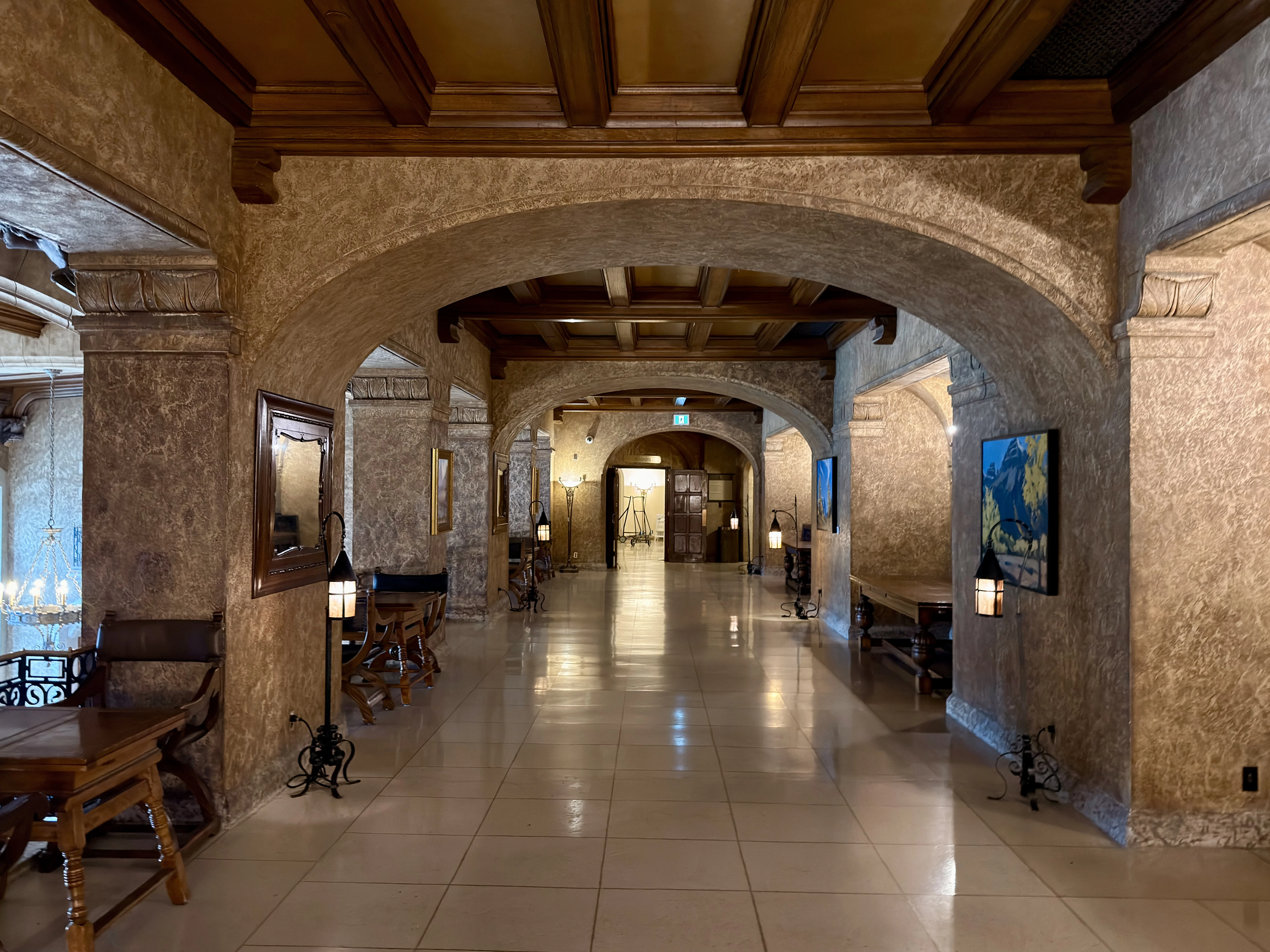 ���ɽ�Ѷ���������①�����䲻�ࡤ���Ѷ��ɳǱ� ����ͷ� Fairmont Gold Banff Springs