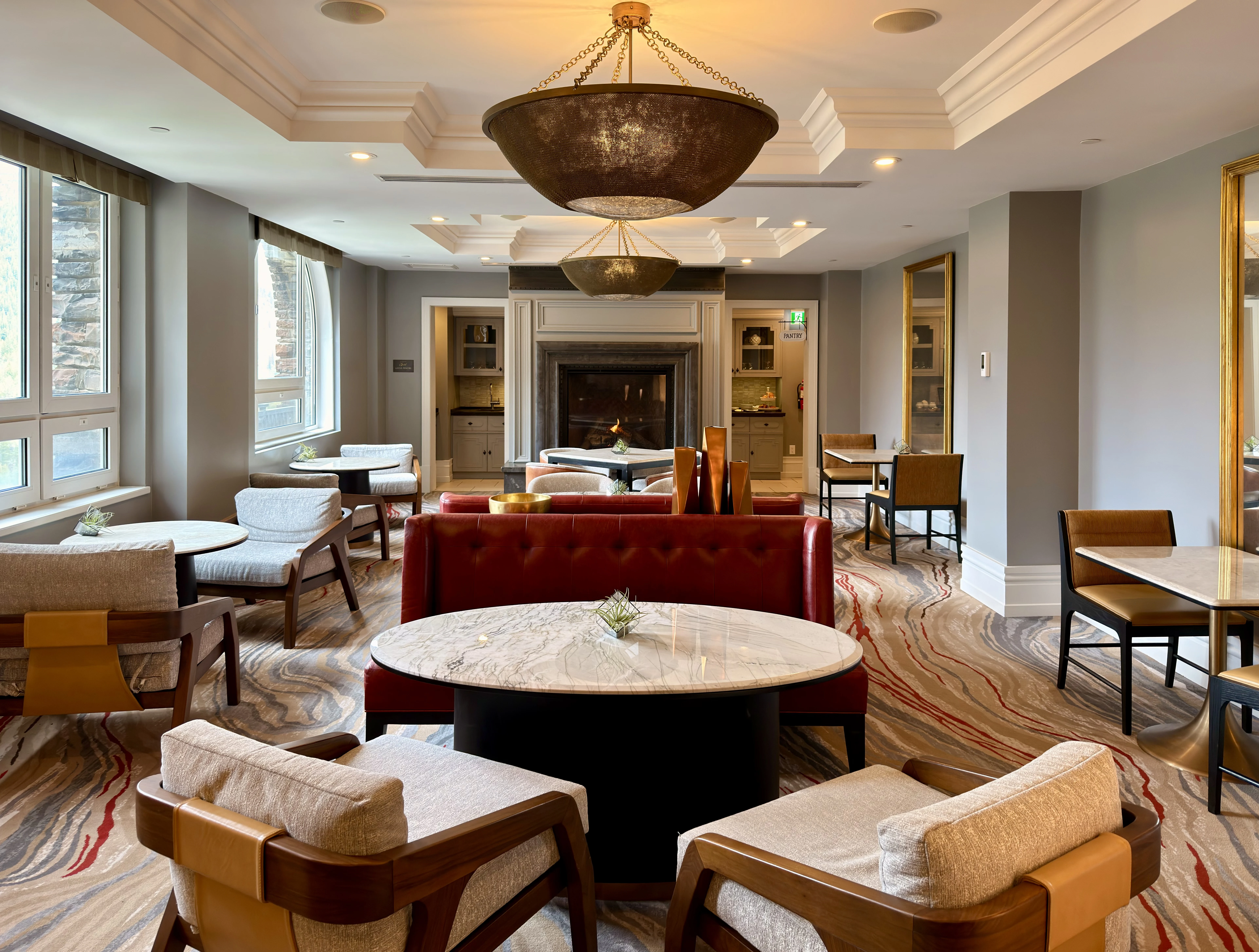 ���ɽ�Ѷ���������①�����䲻�ࡤ���Ѷ��ɳǱ� ����ͷ� Fairmont Gold Banff Springs