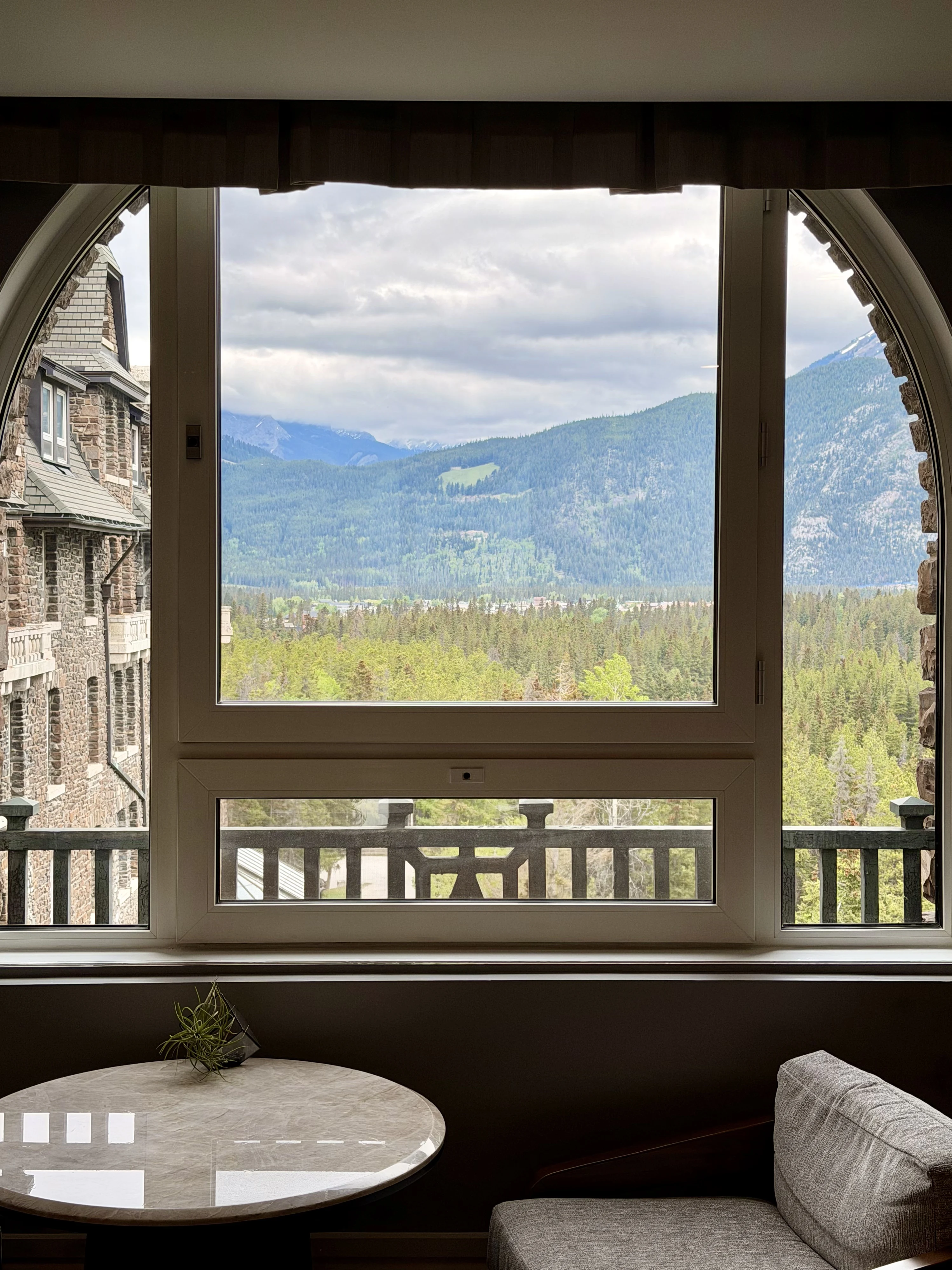 ���ɽ�Ѷ���������①�����䲻�ࡤ���Ѷ��ɳǱ� ����ͷ� Fairmont Gold Banff Springs