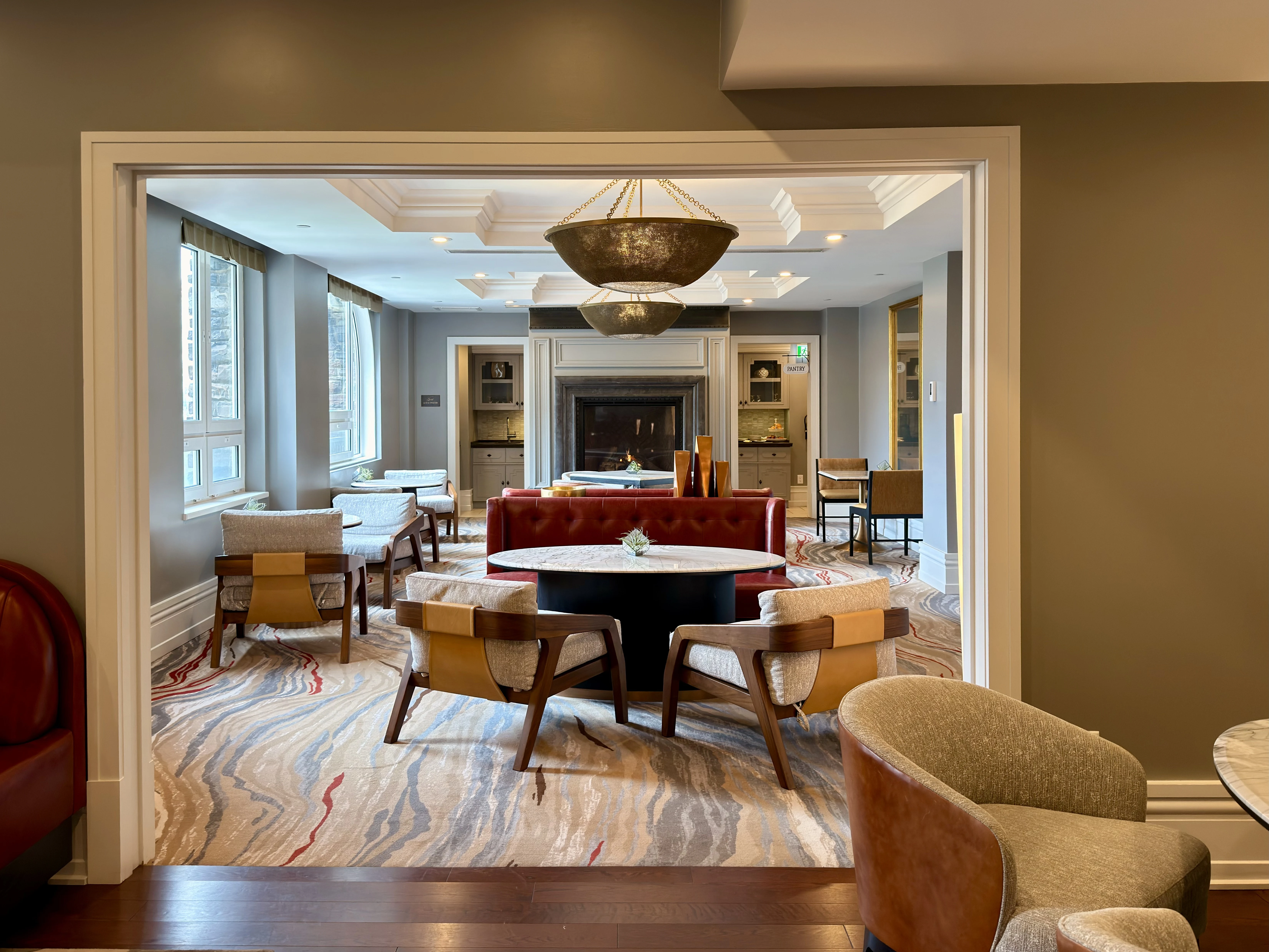 ���ɽ�Ѷ���������①�����䲻�ࡤ���Ѷ��ɳǱ� ����ͷ� Fairmont Gold Banff Springs