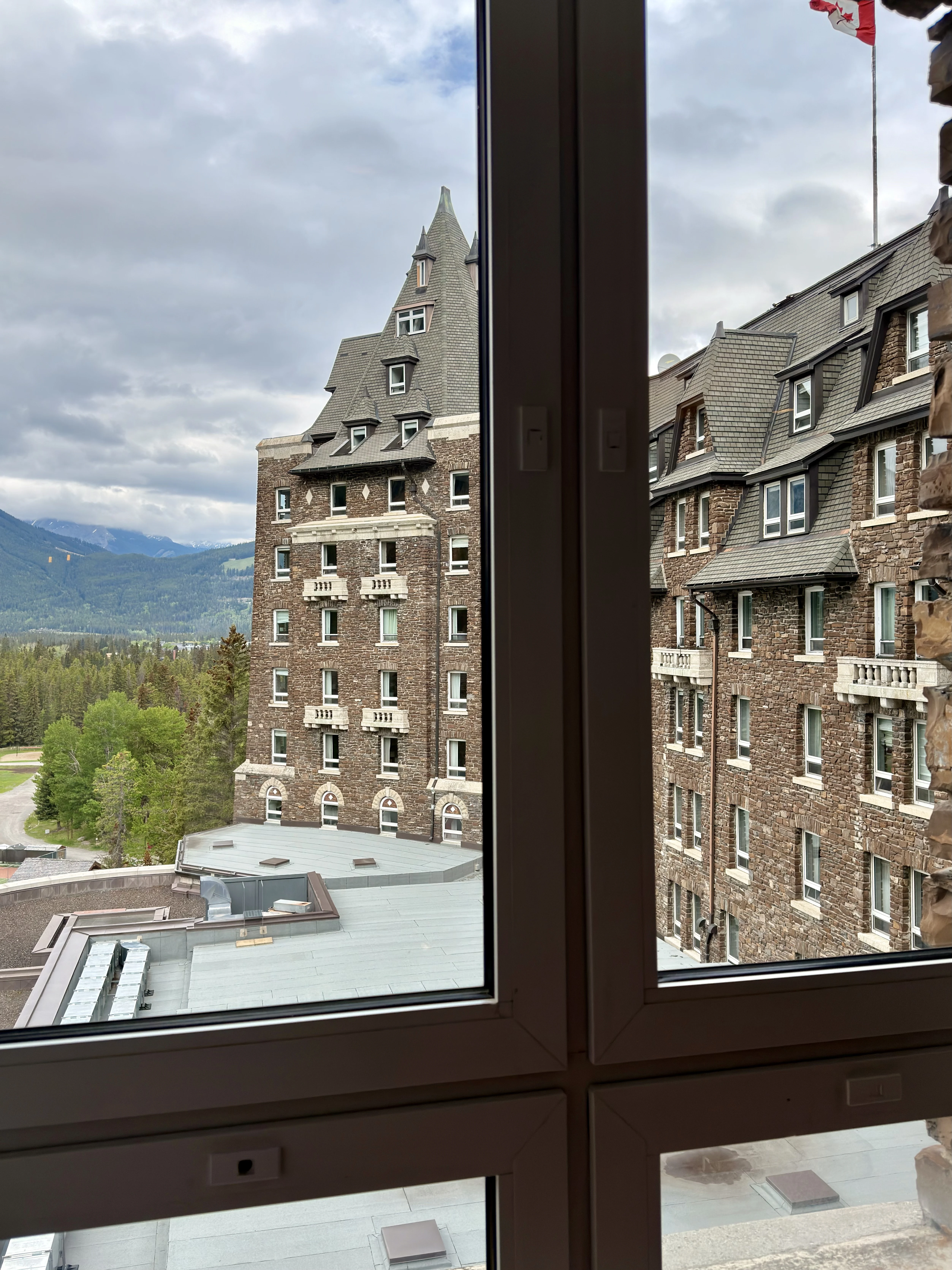 ���ɽ�Ѷ���������①�����䲻�ࡤ���Ѷ��ɳǱ� ����ͷ� Fairmont Gold Banff Springs