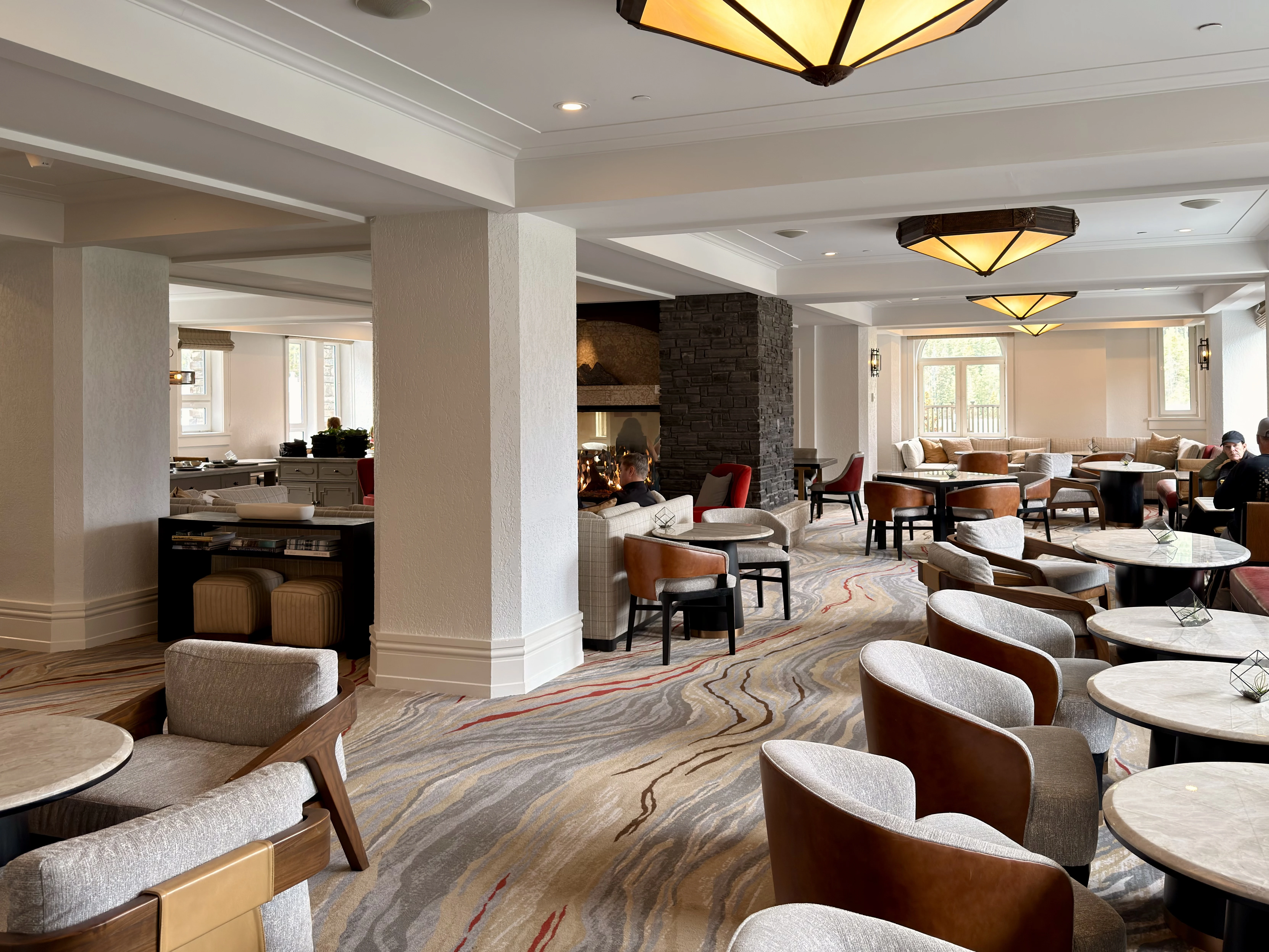 ���ɽ�Ѷ���������①�����䲻�ࡤ���Ѷ��ɳǱ� ����ͷ� Fairmont Gold Banff Springs