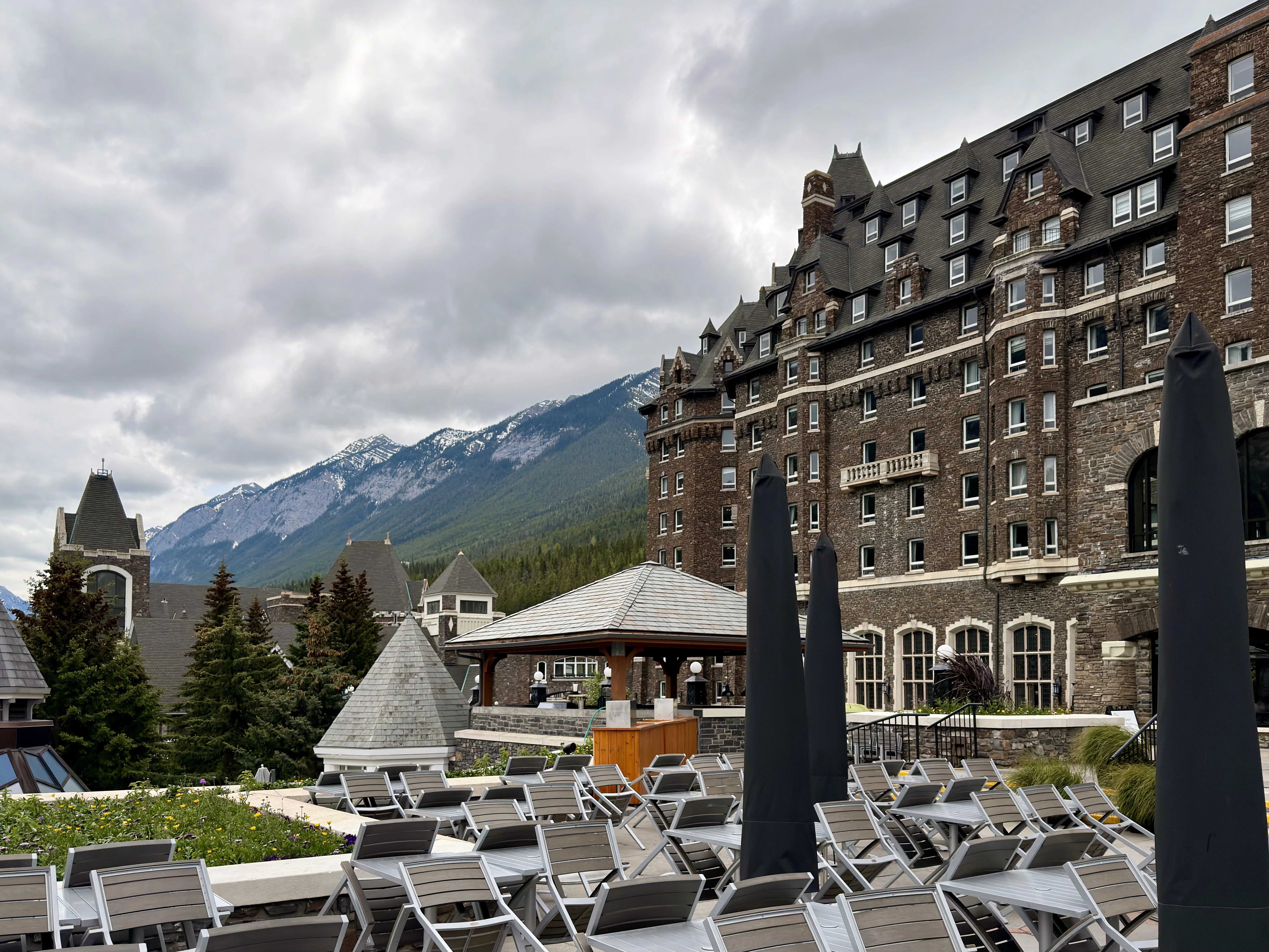���ɽ�Ѷ���������①�����䲻�ࡤ���Ѷ��ɳǱ� ����ͷ� Fairmont Gold Banff Springs