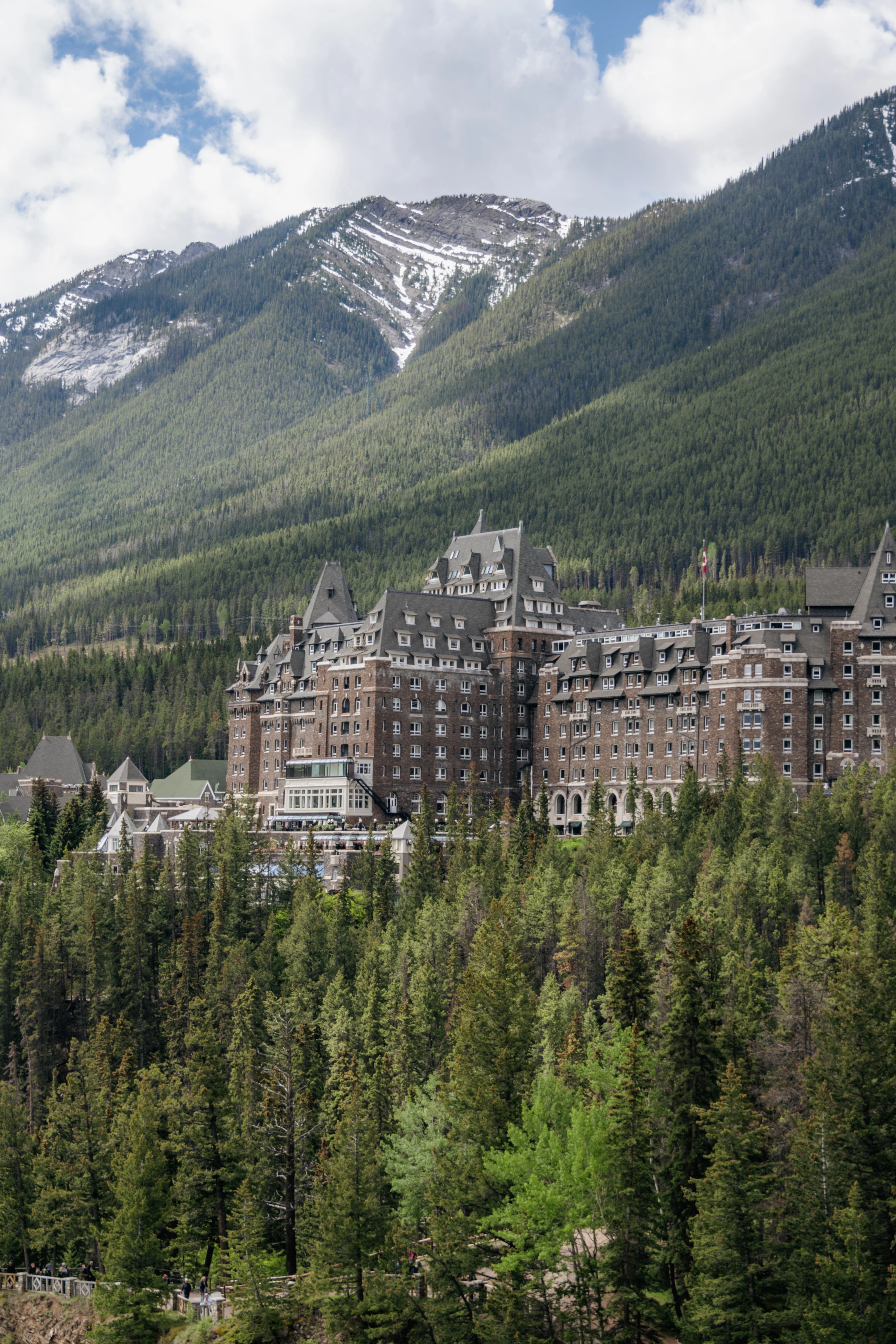 ���ɽ�Ѷ���������①�����䲻�ࡤ���Ѷ��ɳǱ� ����ͷ� Fairmont Gold Banff Springs