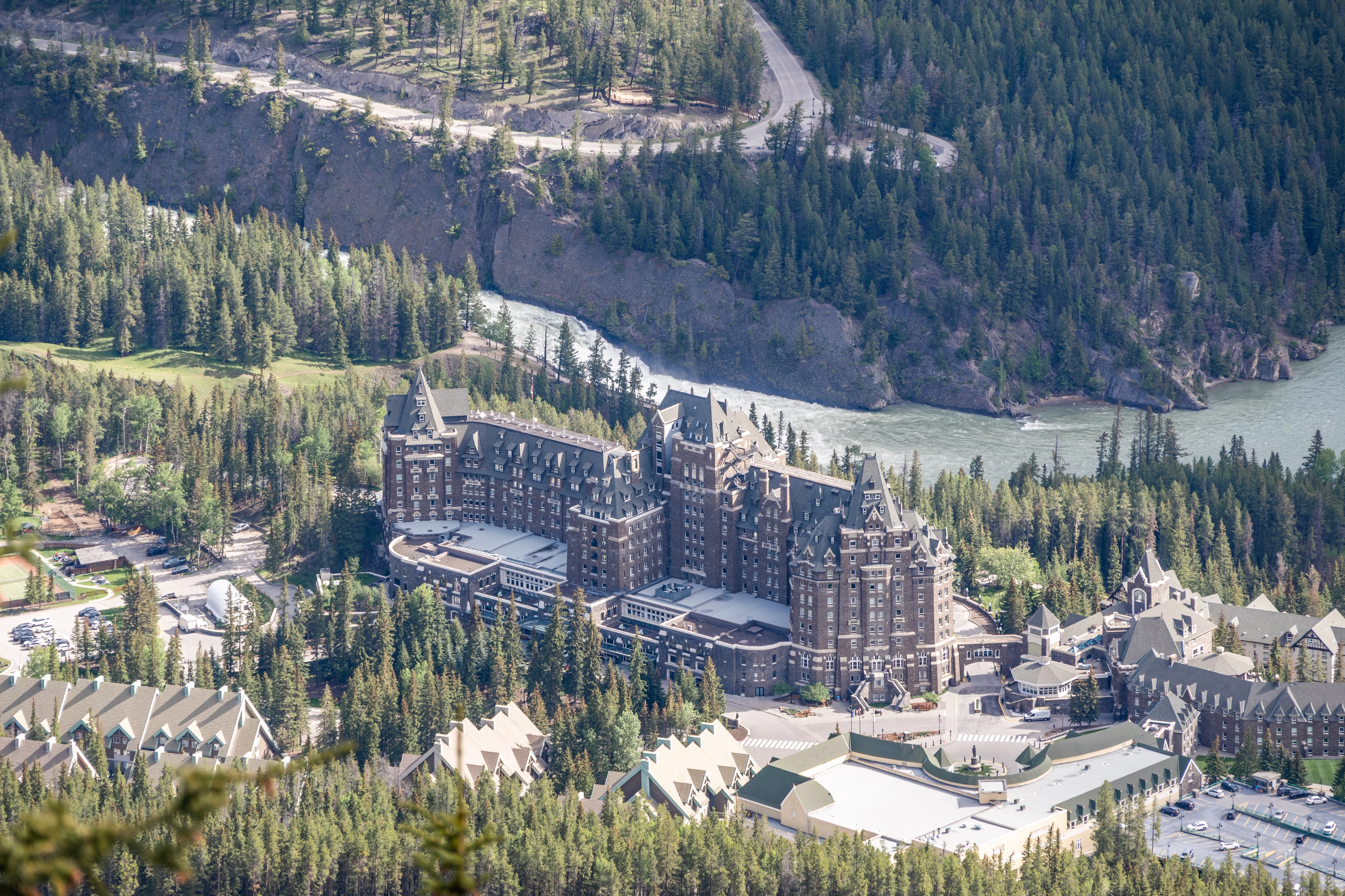 ���ɽ�Ѷ���������①�����䲻�ࡤ���Ѷ��ɳǱ� ����ͷ� Fairmont Gold Banff Springs