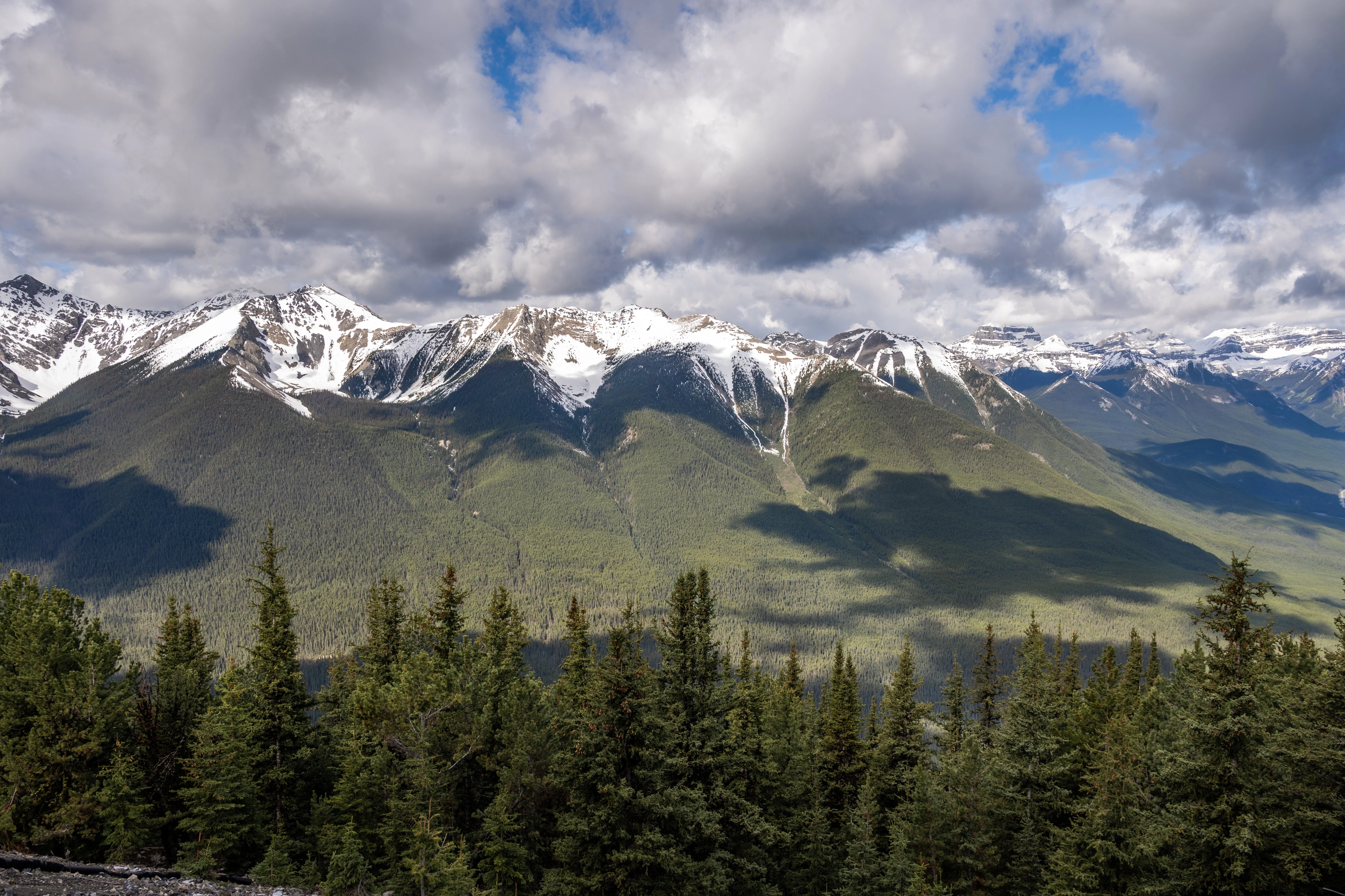 ���ɽ�Ѷ���������①�����䲻�ࡤ���Ѷ��ɳǱ� ����ͷ� Fairmont Gold Banff Springs
