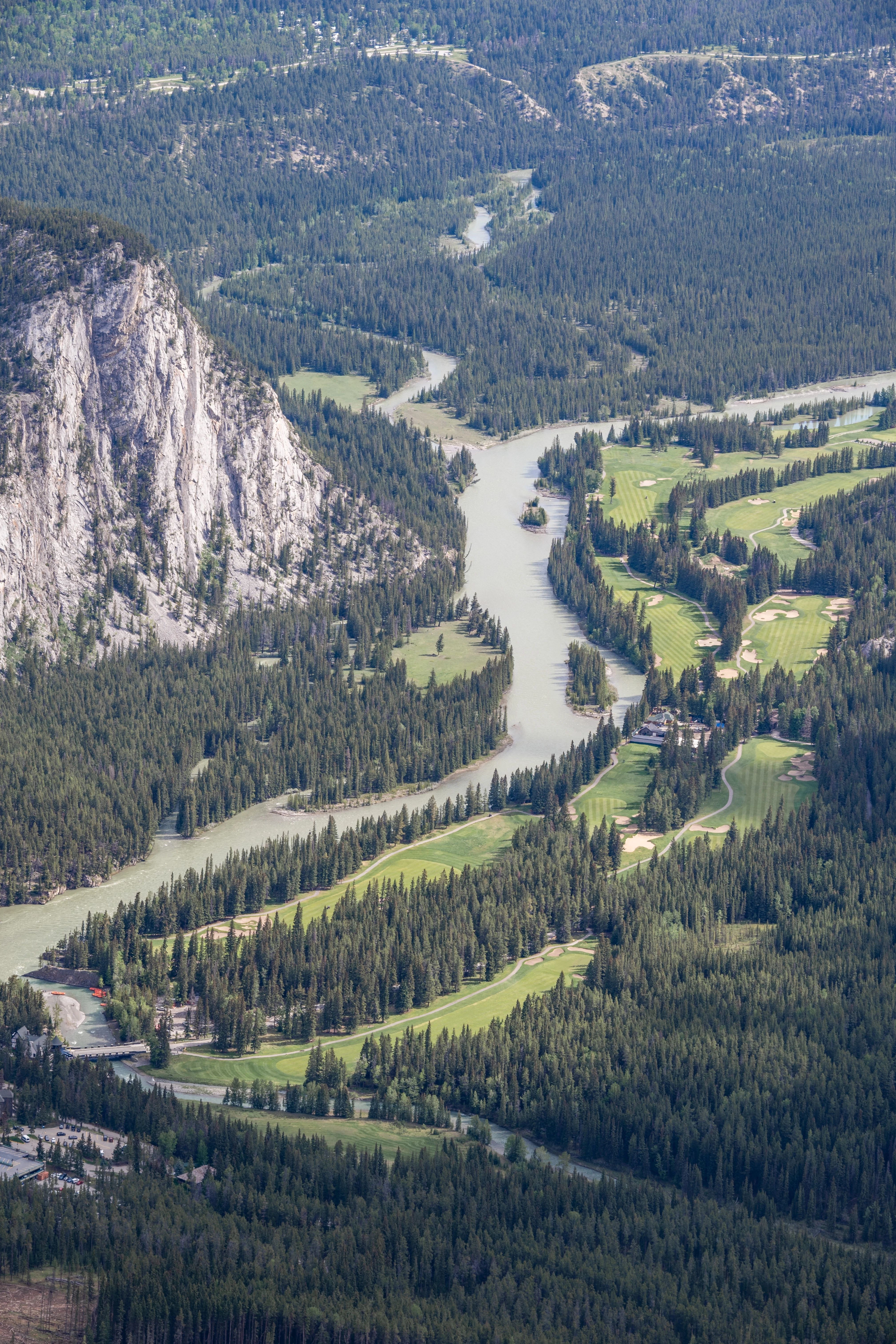 ���ɽ�Ѷ���������①�����䲻�ࡤ���Ѷ��ɳǱ� ����ͷ� Fairmont Gold Banff Springs