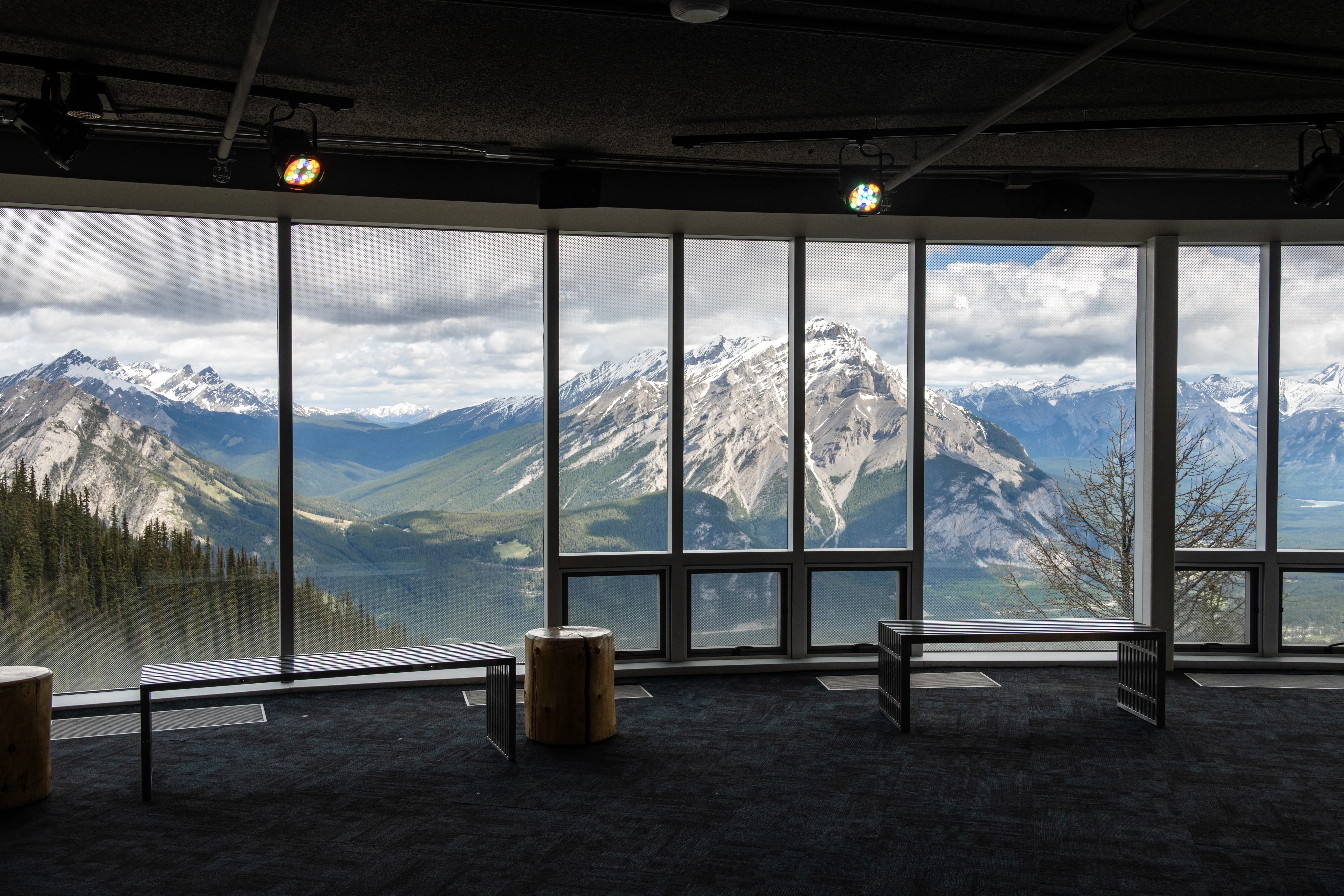 ���ɽ�Ѷ���������①�����䲻�ࡤ���Ѷ��ɳǱ� ����ͷ� Fairmont Gold Banff Springs