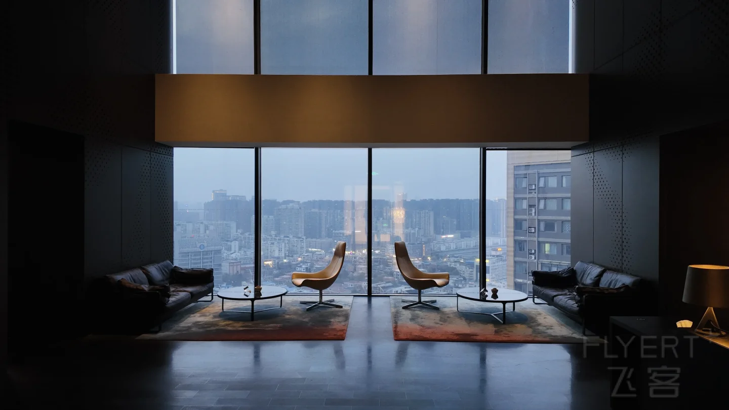 153707CALQPIXXEFSUJIQI.jpg