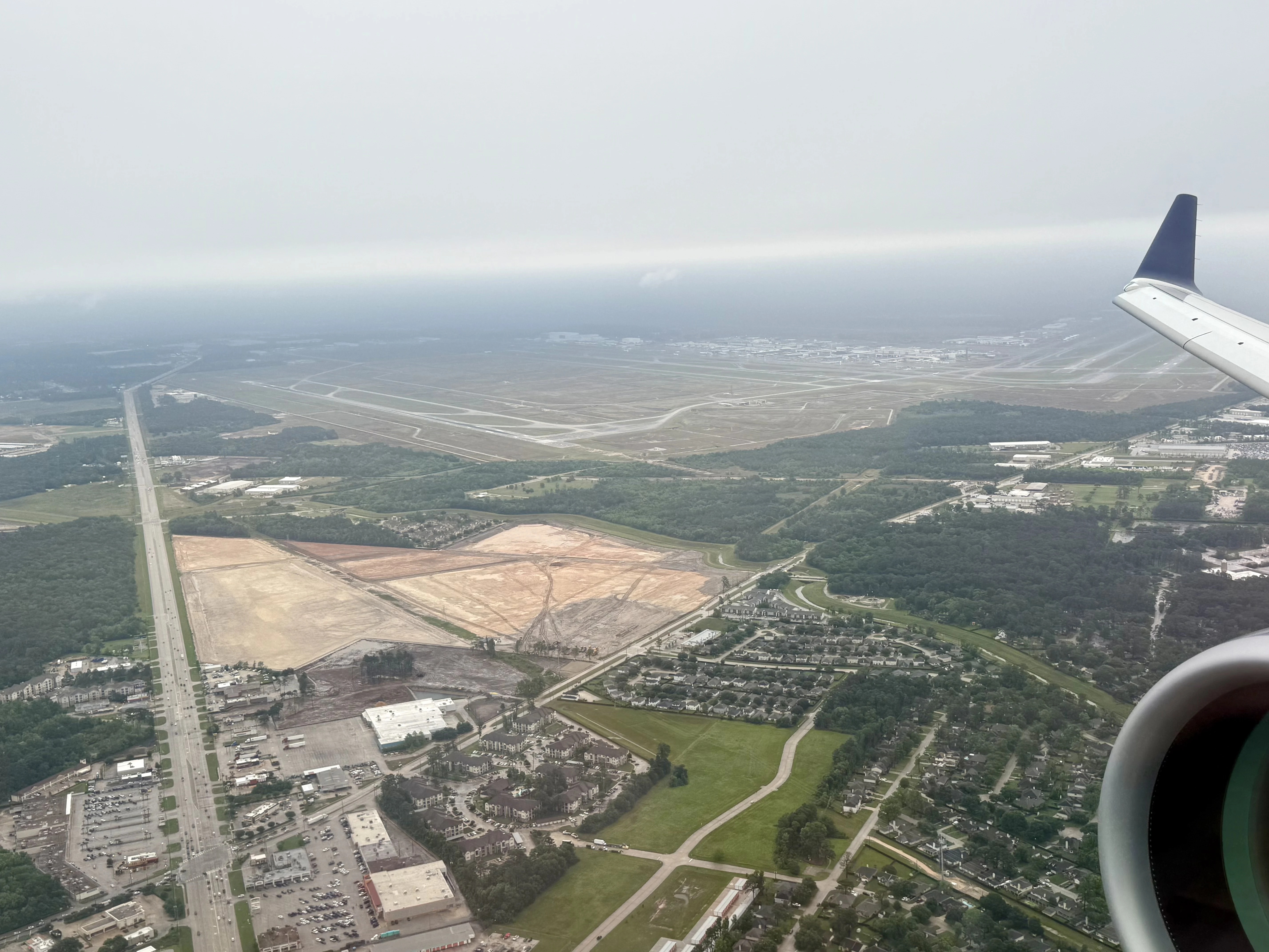 �Ա�����������ͷ�Ȳգ���������DL2109 LGA-IAH A220-300ͷ�Ȳ�����
