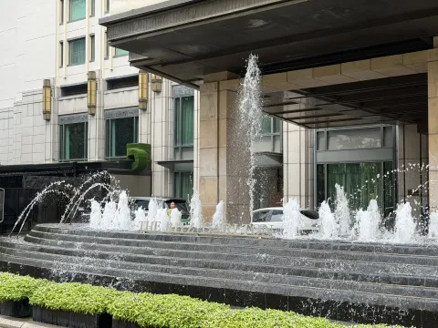 ���ʱ������������˼�����پƵ꣨��ó��