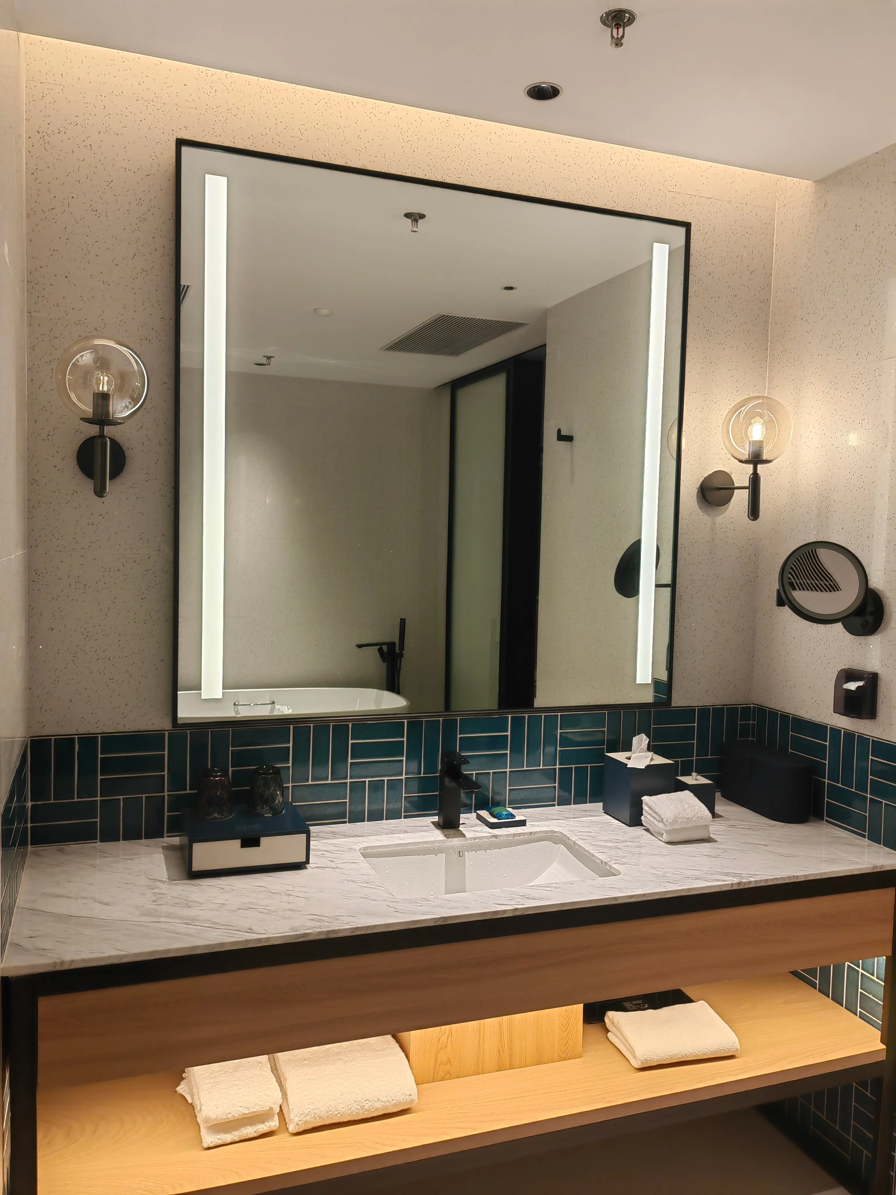 ����һ��ؾ������оӾ��������� @Four Points by Sheraton Changsha Tianxin