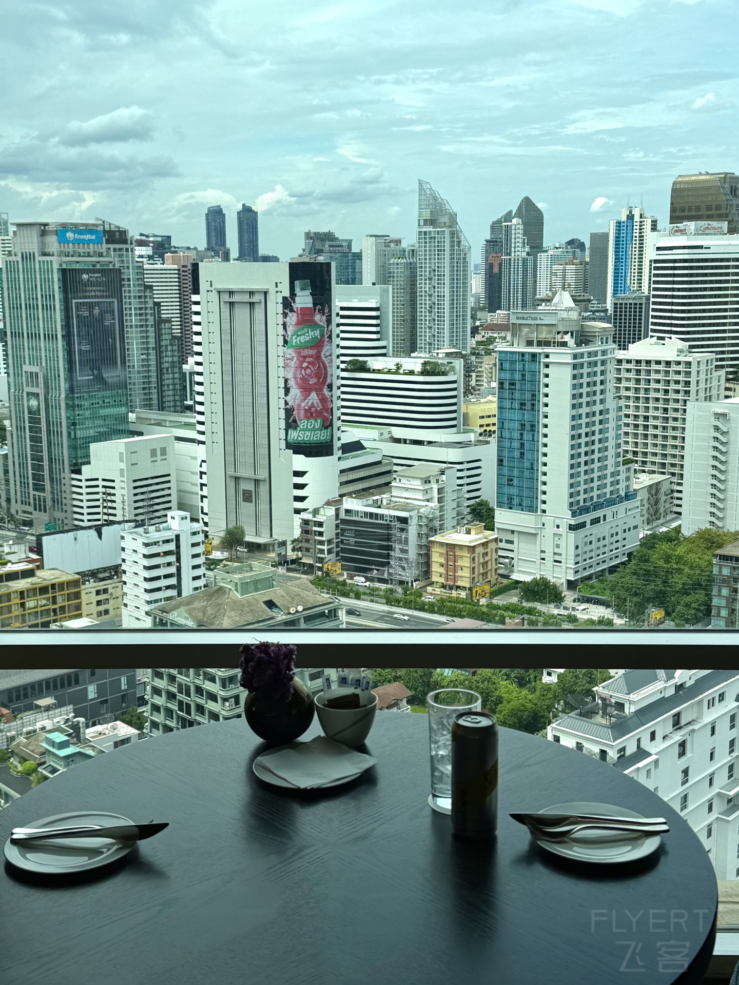 180606PTRELMPJYPPEFPWH.jpg