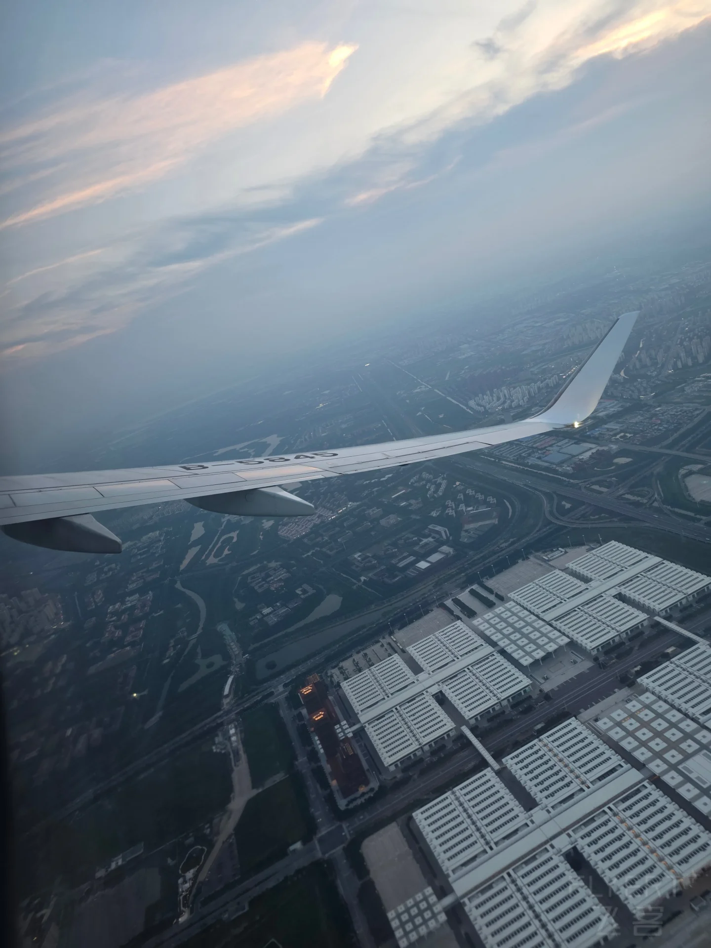 231229kCpSWZUWfSiv9YyV.jpg