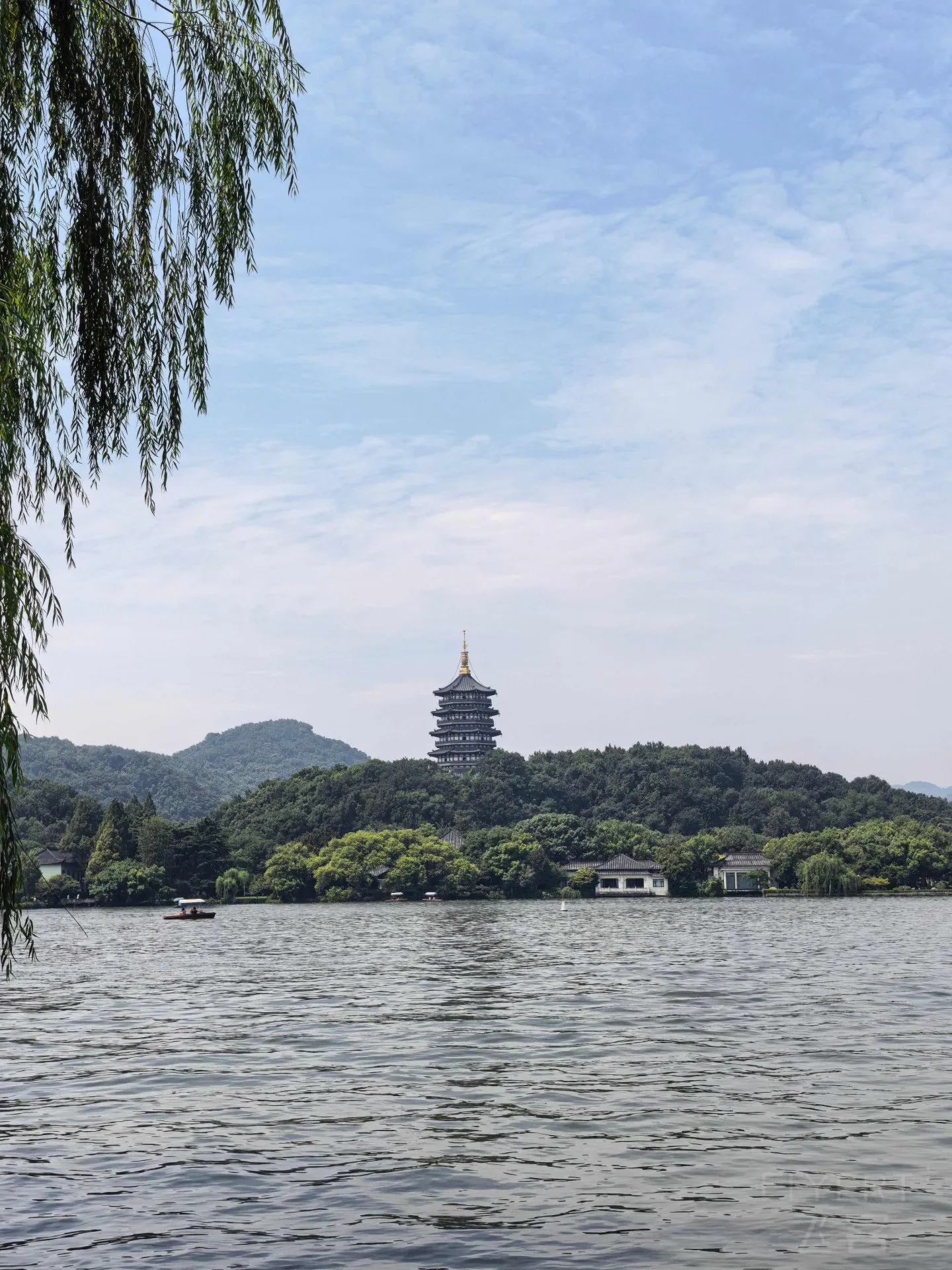 170950OkIRU5QwMPt1Ghnd.jpg