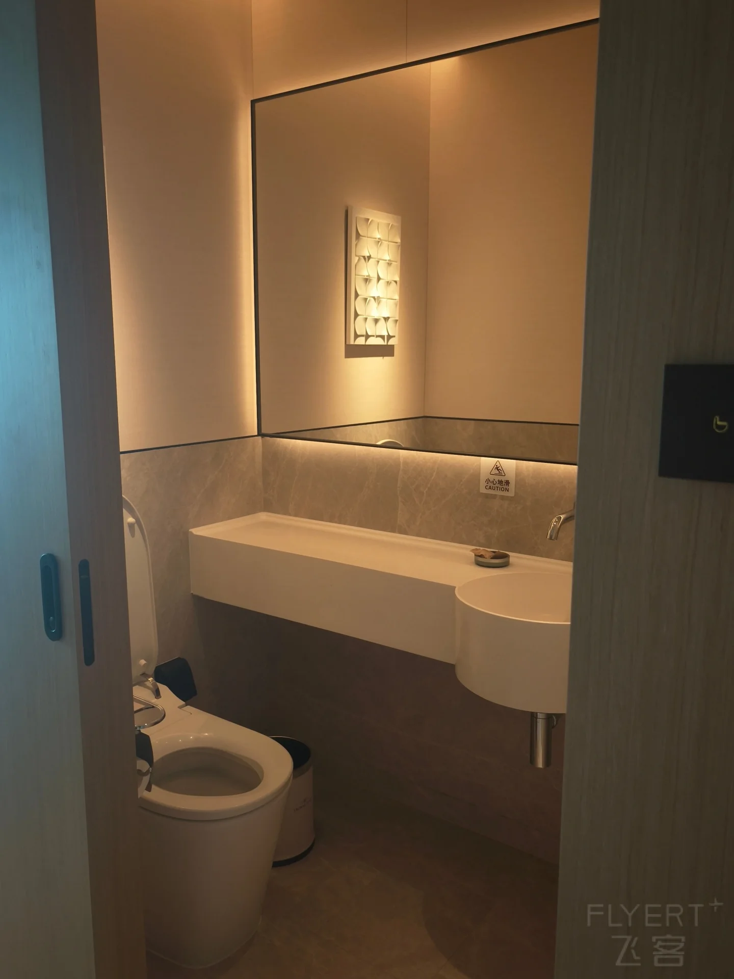0113151RxCOjD19TwVTM7G.jpg