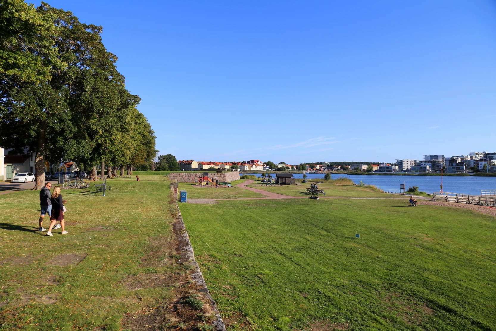 ��䣺�ȼ�֮�ǿ��������������Ƶ� + ��俨������¡�¡�����Ĭ��karlsKrona�ĳǹ���