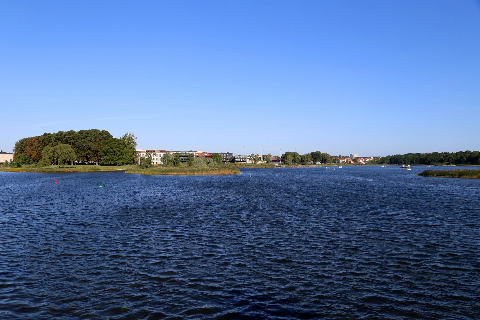 ��䣺�ȼ�֮�ǿ��������������Ƶ� + ��俨������¡�¡�����Ĭ��karlsKrona�ĳǹ���