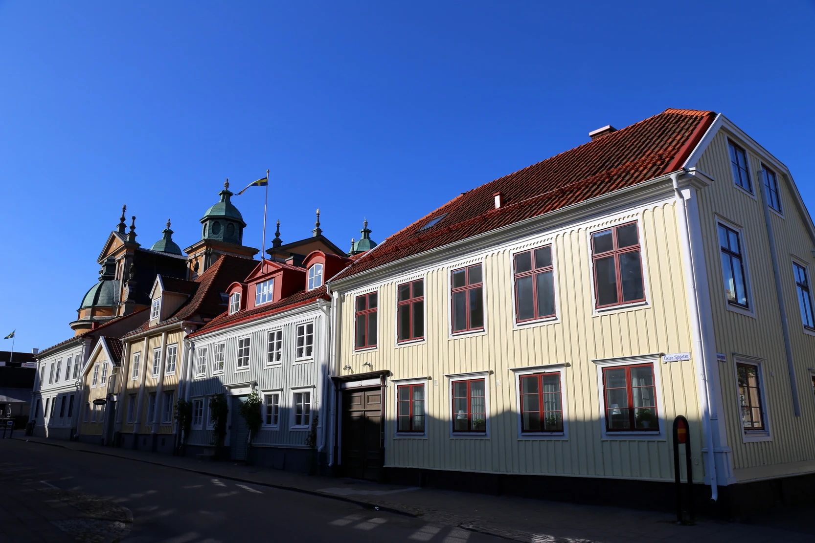 ��䣺�ȼ�֮�ǿ��������������Ƶ� + ��俨������¡�¡�����Ĭ��karlsKrona�ĳǹ���