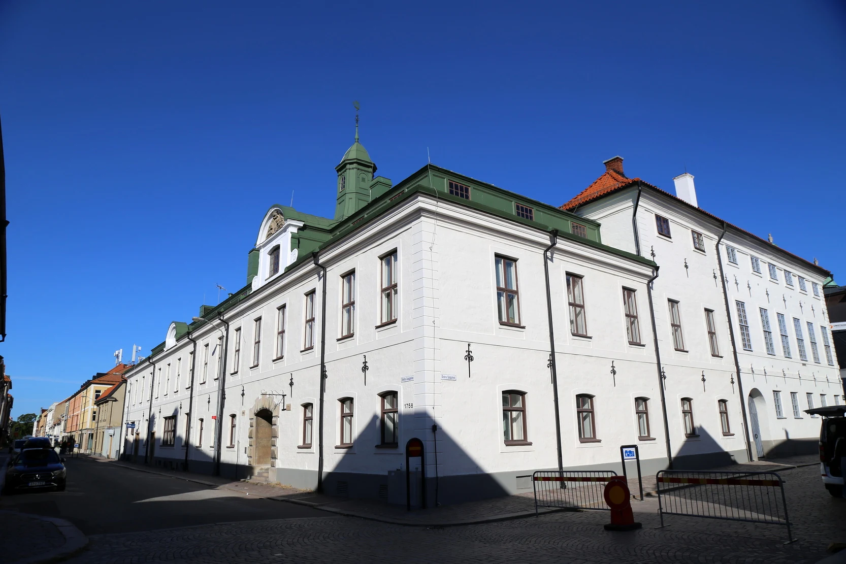 ��䣺�ȼ�֮�ǿ��������������Ƶ� + ��俨������¡�¡�����Ĭ��karlsKrona�ĳǹ���