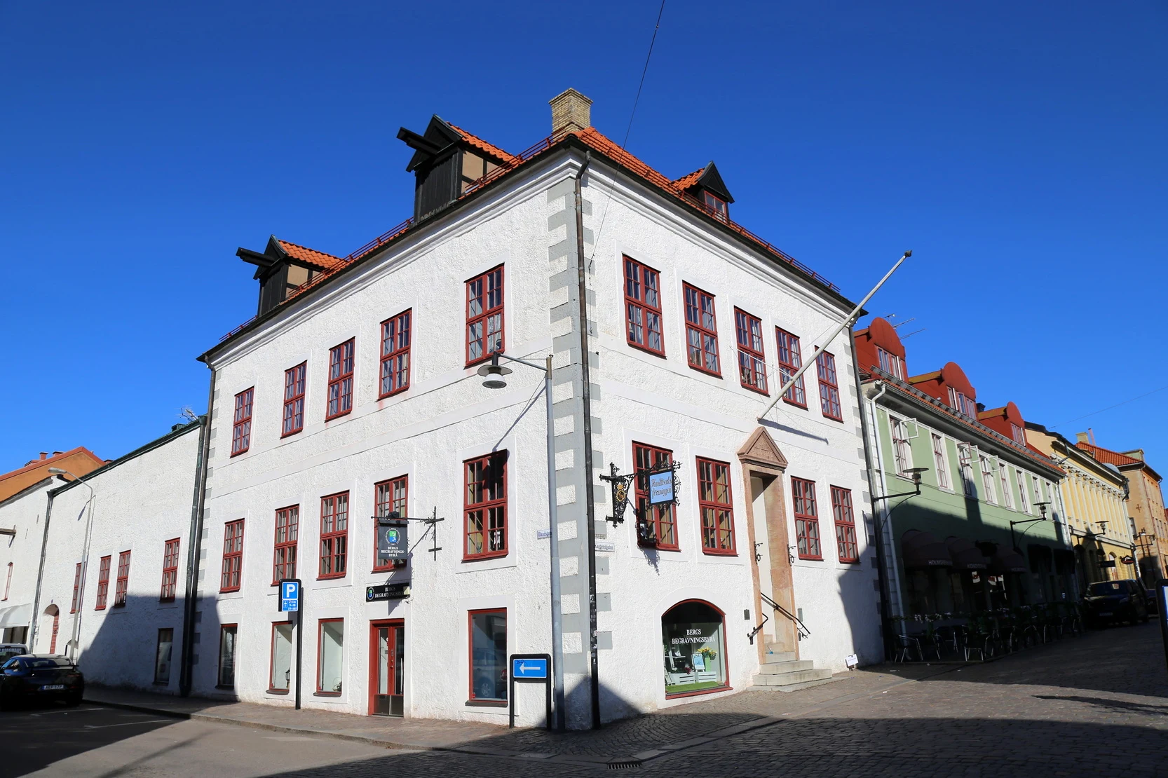 ��䣺�ȼ�֮�ǿ��������������Ƶ� + ��俨������¡�¡�����Ĭ��karlsKrona�ĳǹ���
