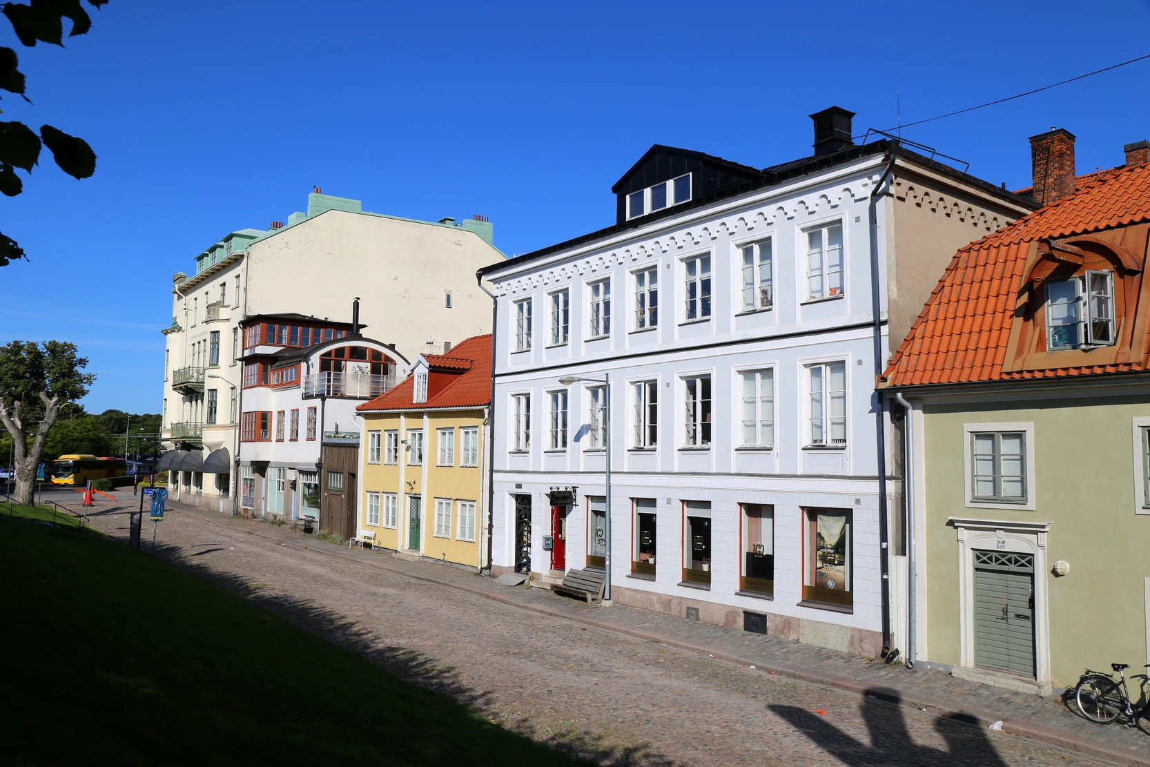 ��䣺�ȼ�֮�ǿ��������������Ƶ� + ��俨������¡�¡�����Ĭ��karlsKrona�ĳǹ���