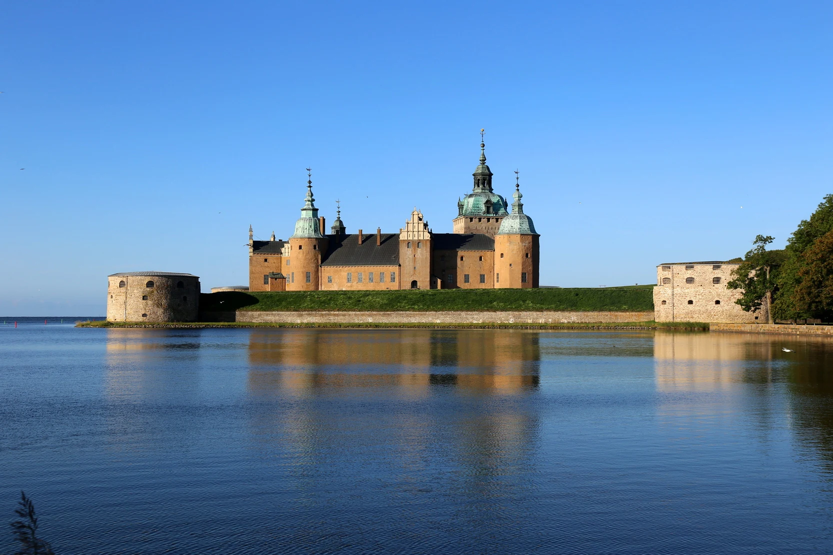 ��䣺�ȼ�֮�ǿ��������������Ƶ� + ��俨������¡�¡�����Ĭ��karlsKrona�ĳǹ���