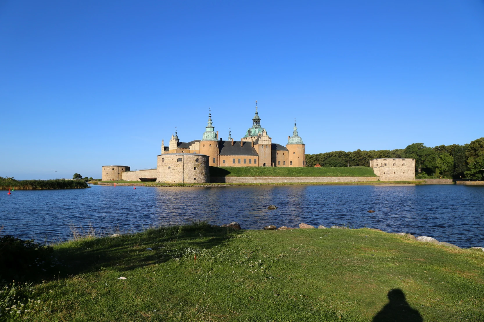 ��䣺�ȼ�֮�ǿ��������������Ƶ� + ��俨������¡�¡�����Ĭ��karlsKrona�ĳǹ���