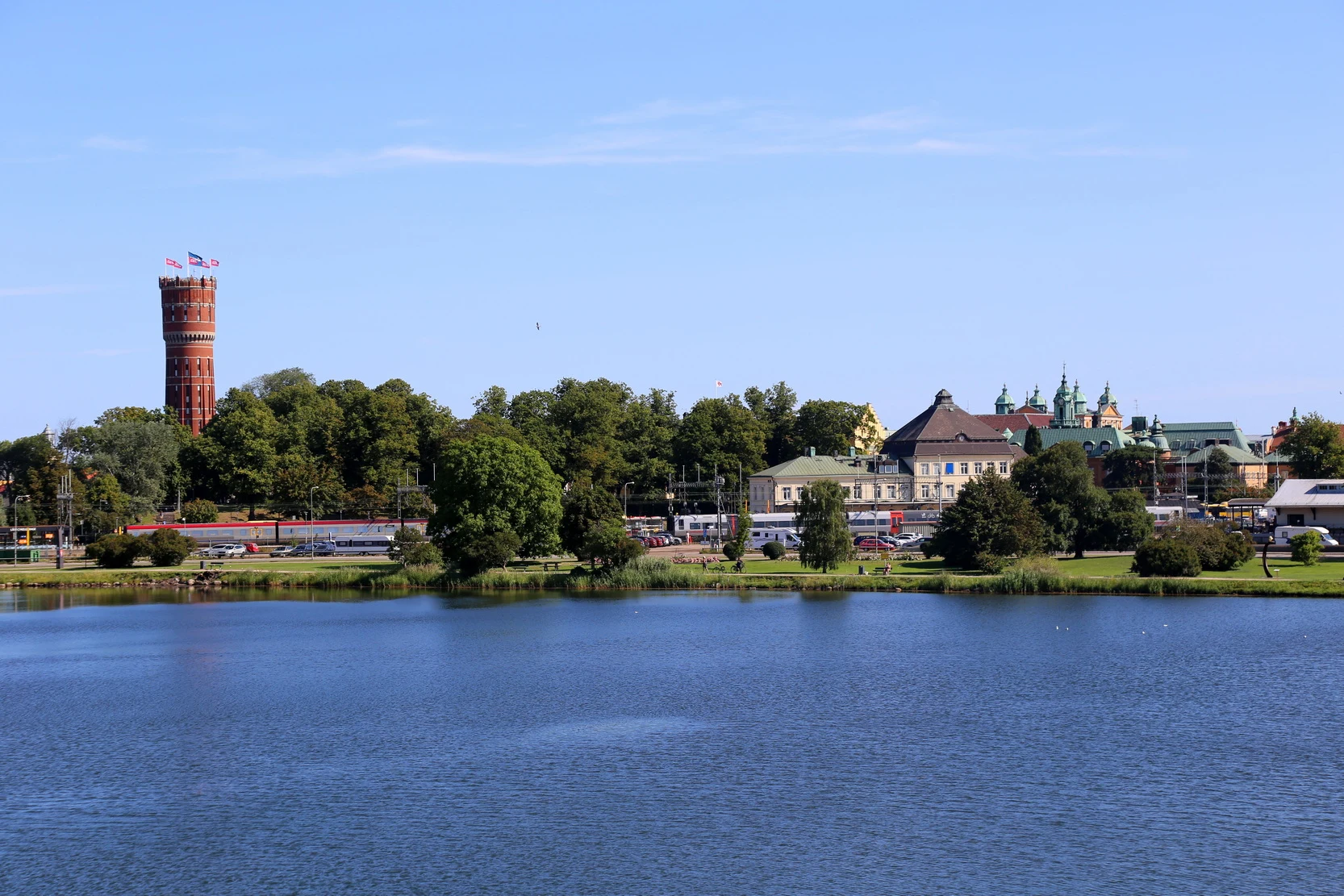 ��䣺�ȼ�֮�ǿ��������������Ƶ� + ��俨������¡�¡�����Ĭ��karlsKrona�ĳǹ���
