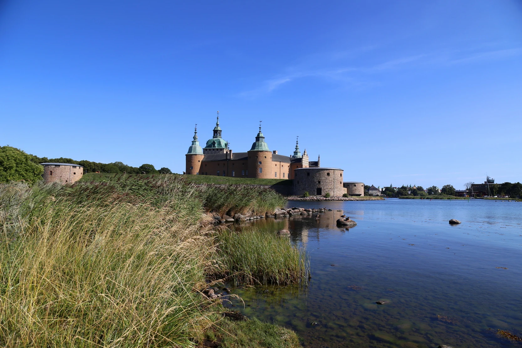 ��䣺�ȼ�֮�ǿ��������������Ƶ� + ��俨������¡�¡�����Ĭ��karlsKrona�ĳǹ���