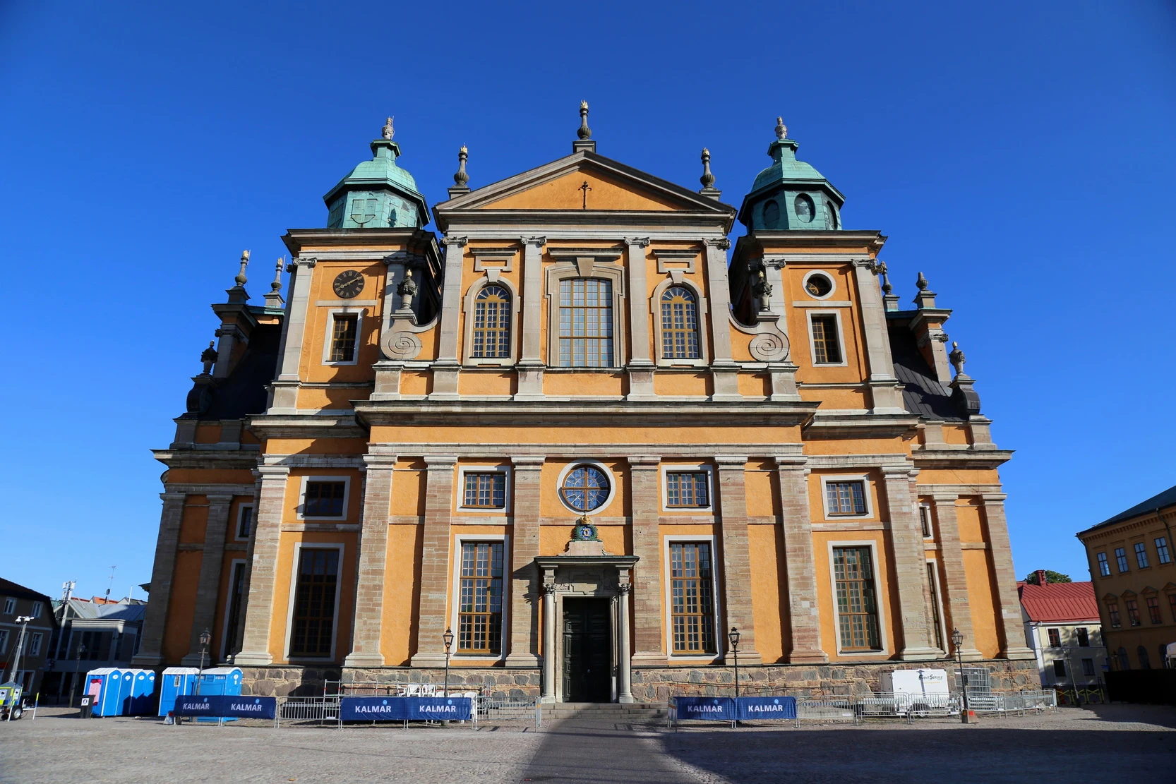 ��䣺�ȼ�֮�ǿ��������������Ƶ� + ��俨������¡�¡�����Ĭ��karlsKrona�ĳǹ���
