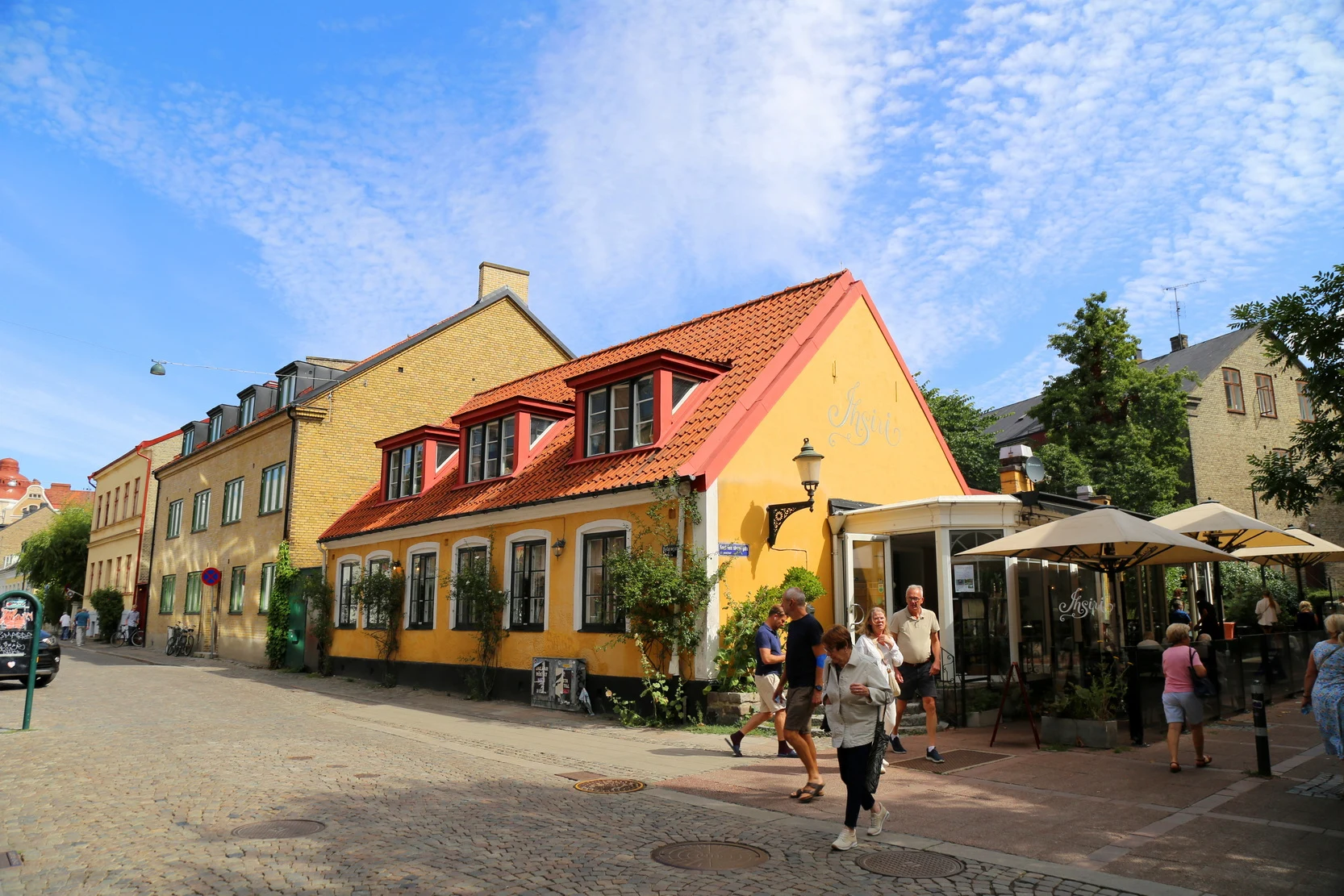 ��䣺�ȼ�֮�ǿ��������������Ƶ� + ��俨������¡�¡�����Ĭ��karlsKrona�ĳǹ���