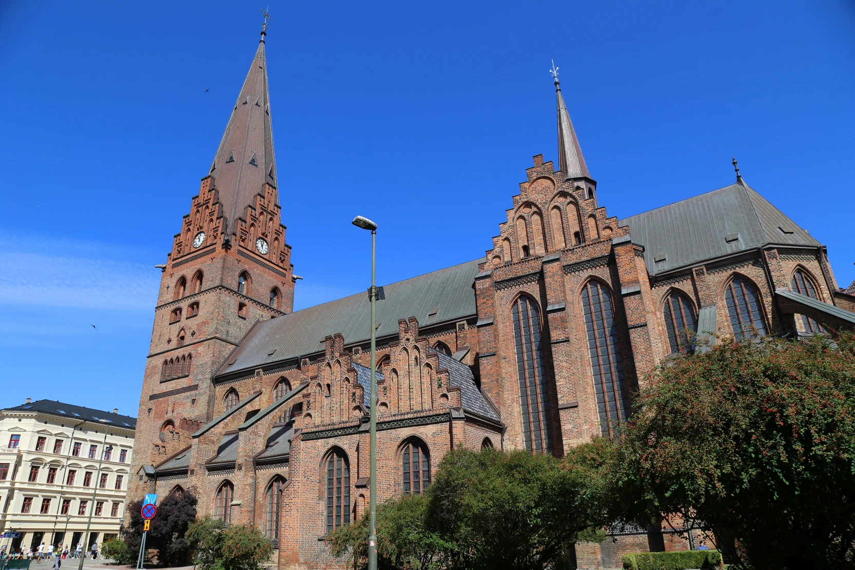 ��䣺�ȼ�֮�ǿ��������������Ƶ� + ��俨������¡�¡�����Ĭ��karlsKrona�ĳǹ���