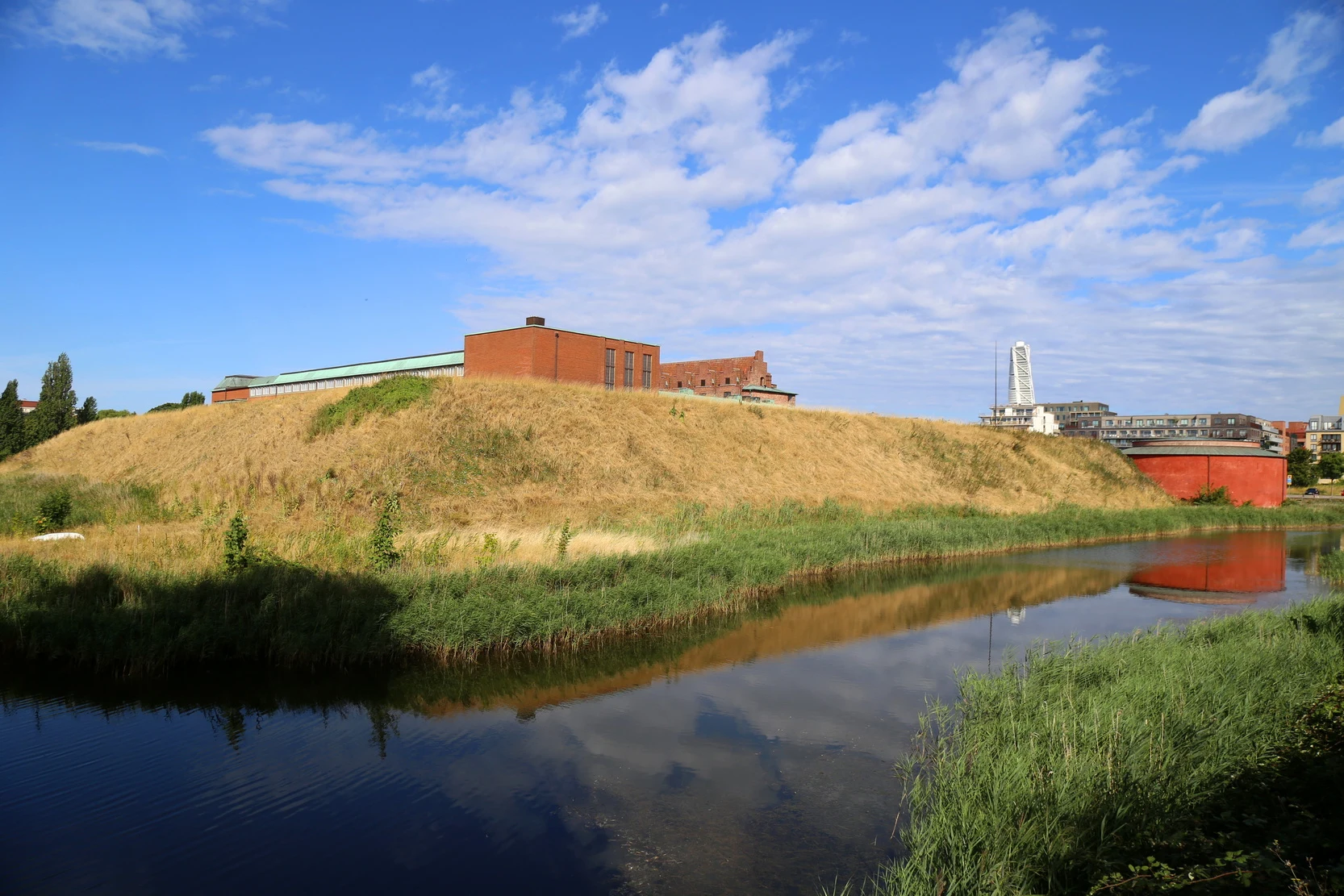 ��䣺�ȼ�֮�ǿ��������������Ƶ� + ��俨������¡�¡�����Ĭ��karlsKrona�ĳǹ���