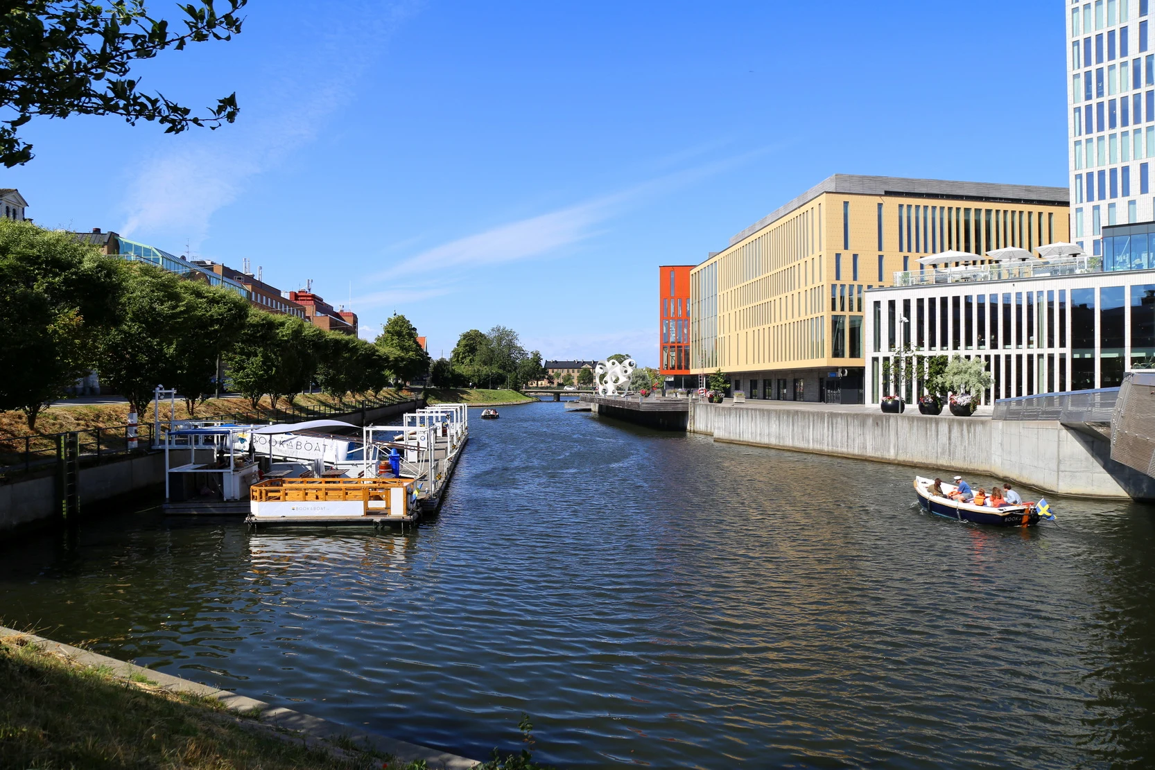 ��䣺�ȼ�֮�ǿ��������������Ƶ� + ��俨������¡�¡�����Ĭ��karlsKrona�ĳǹ���