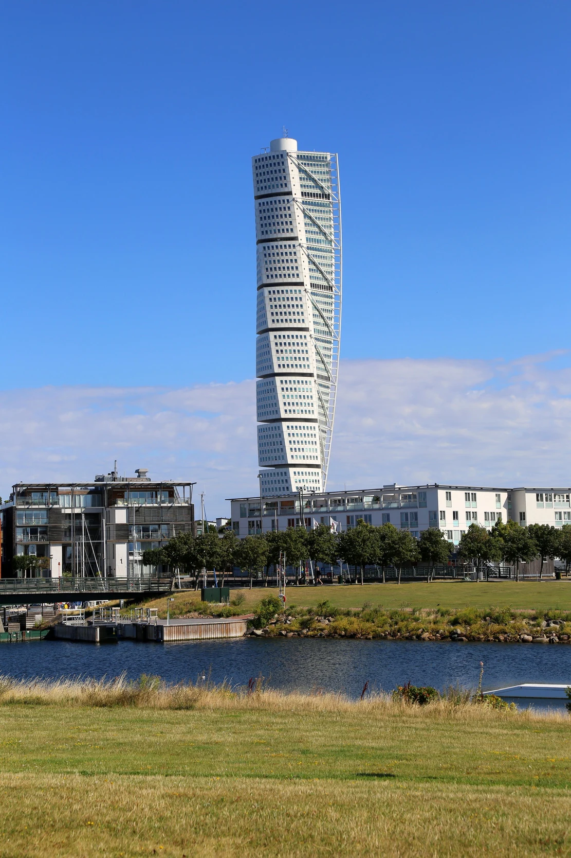 ��䣺�ȼ�֮�ǿ��������������Ƶ� + ��俨������¡�¡�����Ĭ��karlsKrona�ĳǹ���