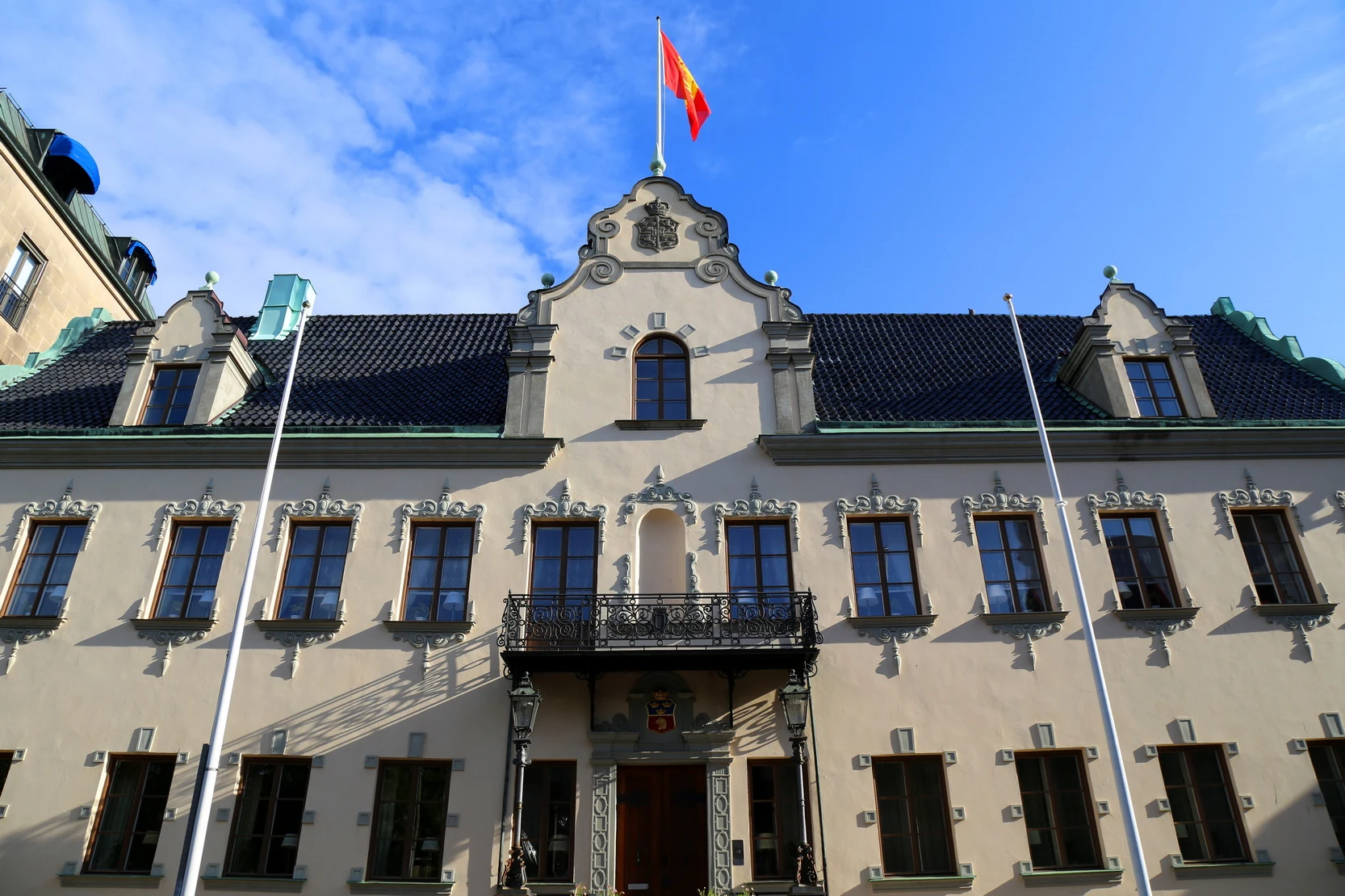 ��䣺�ȼ�֮�ǿ��������������Ƶ� + ��俨������¡�¡�����Ĭ��karlsKrona�ĳǹ���