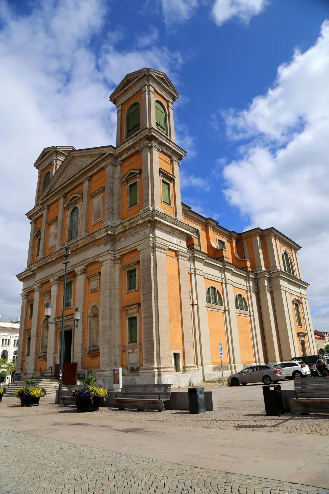��䣺�ȼ�֮�ǿ��������������Ƶ� + ��俨������¡�¡�����Ĭ��karlsKrona�ĳǹ���