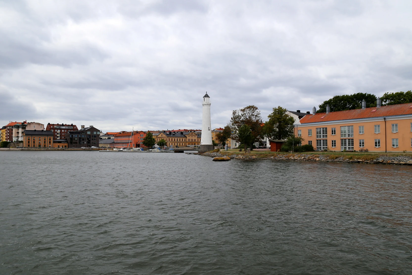 ��䣺�ȼ�֮�ǿ��������������Ƶ� + ��俨������¡�¡�����Ĭ��karlsKrona�ĳǹ���