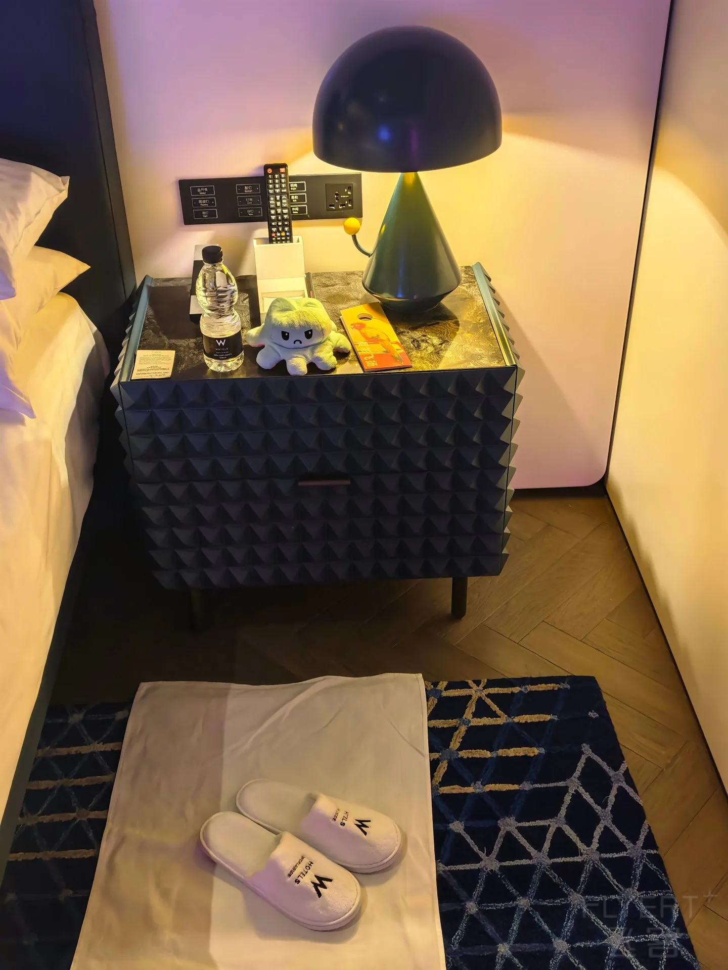 0415367jDpvBUuomuyl9ED.jpg