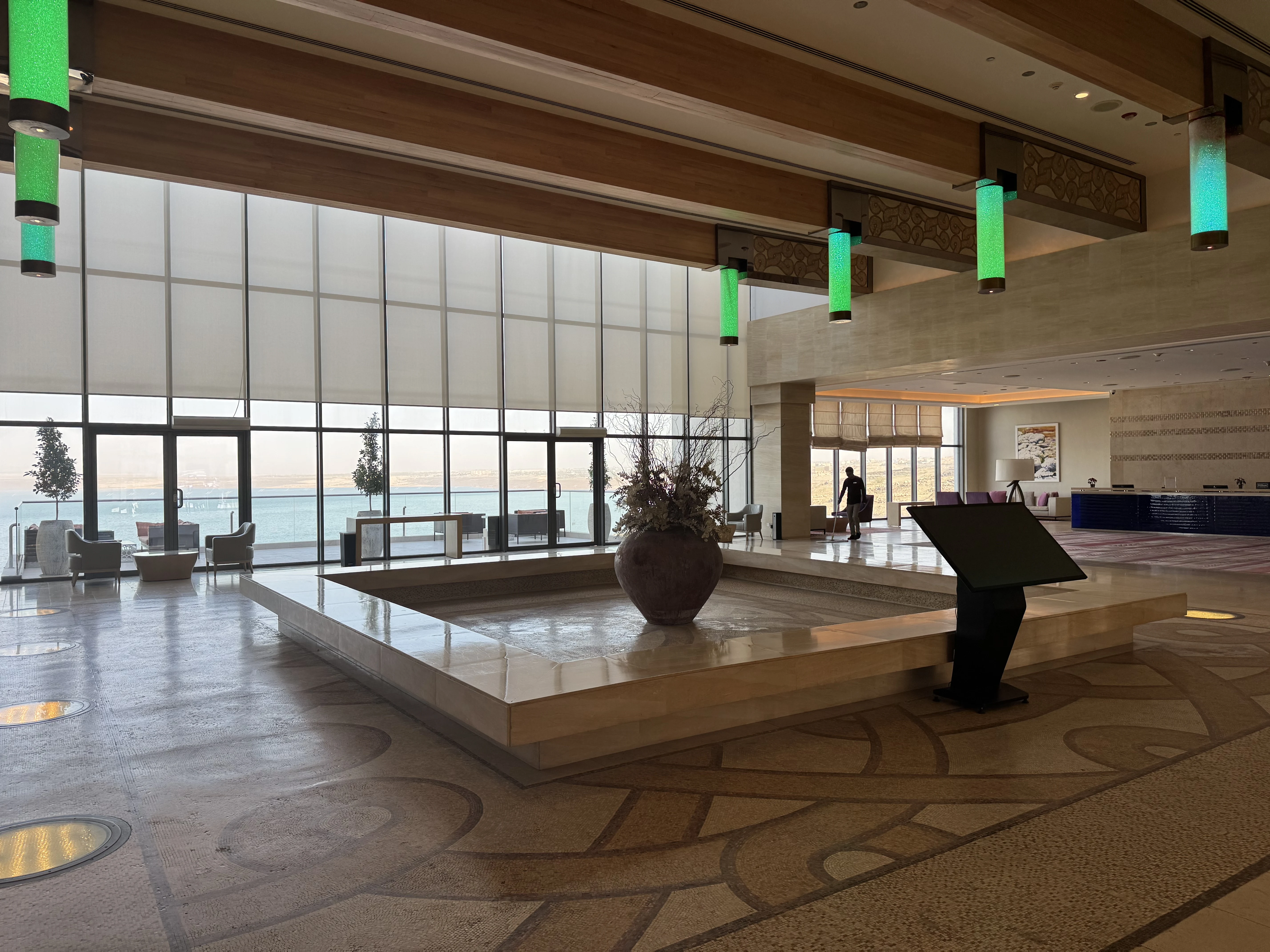����ϣ����ˮ�ƶȼپƵ�Hilton Dead Sea Resort & Spa����������һ�����׷�����