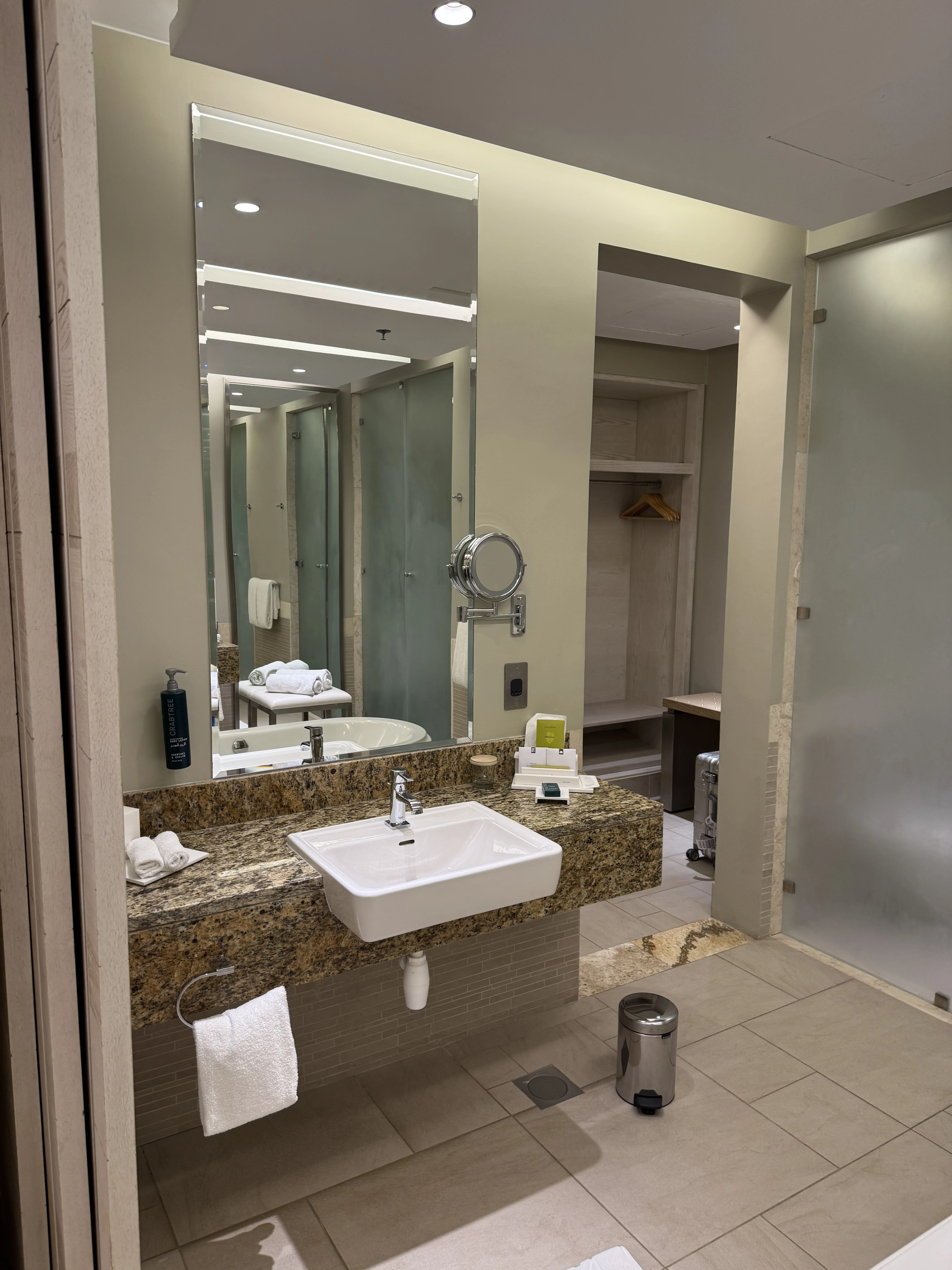 ����ϣ����ˮ�ƶȼپƵ�Hilton Dead Sea Resort & Spa����������һ�����׷�����
