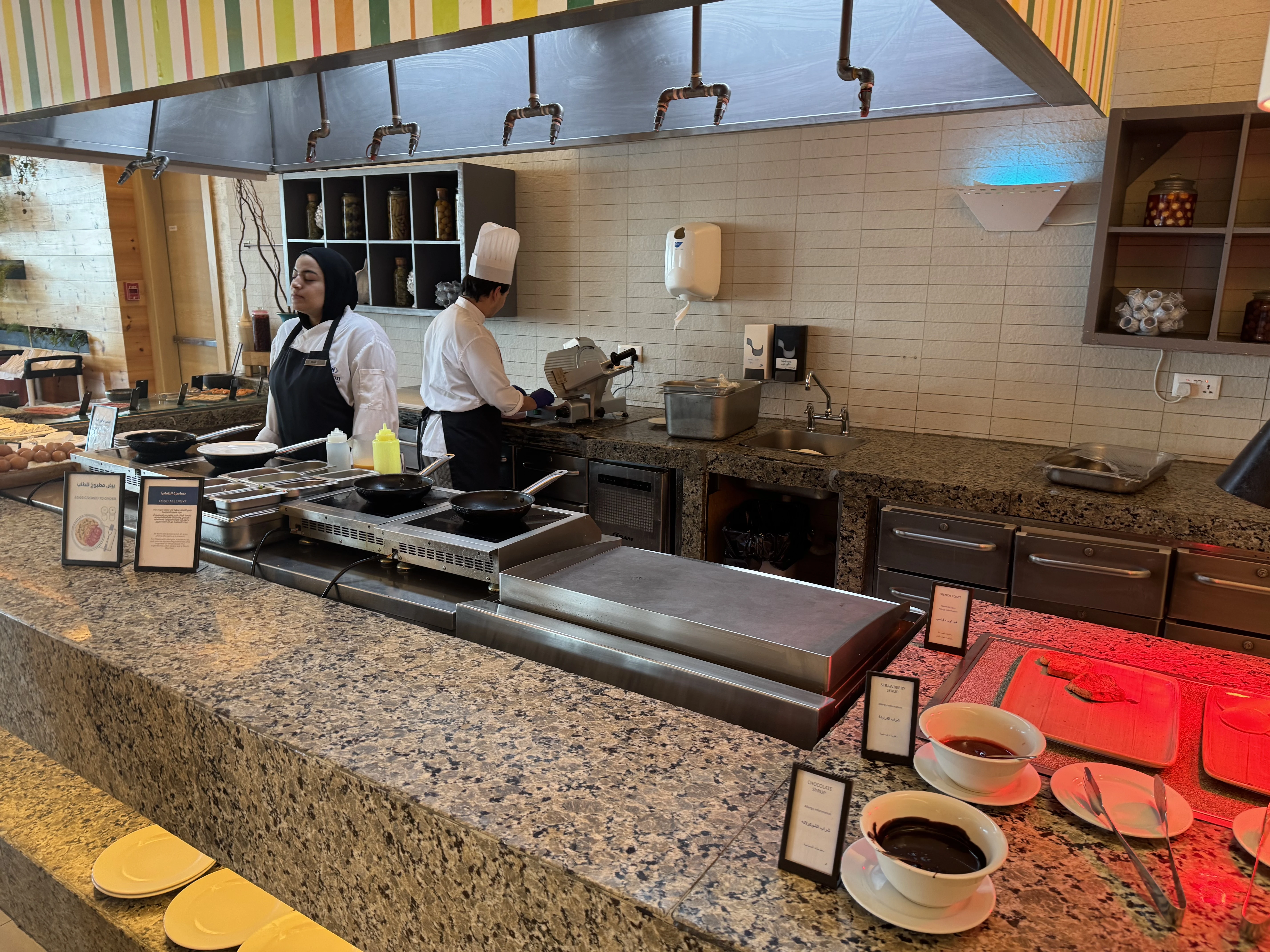 ����ϣ����ˮ�ƶȼپƵ�Hilton Dead Sea Resort & Spa����������һ�����׷�����