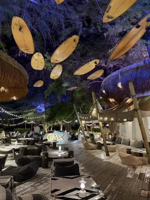 ̩������������ѡ���վƵ����СסHoliday Inn Express Pattaya