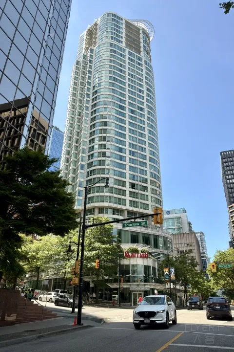�¸绪❷������������Ƶ� ��װ�޿ͷ� Vancouver Marriott Pinnacle Downtown