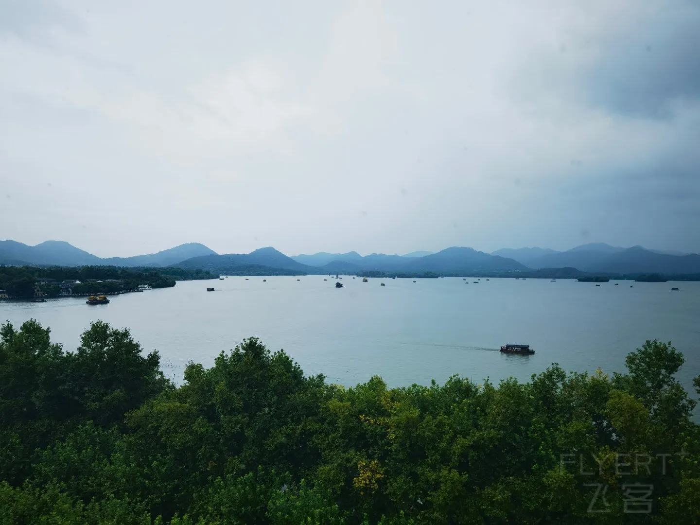 215045ZxUQyaVwNi4LMNzQ.jpg