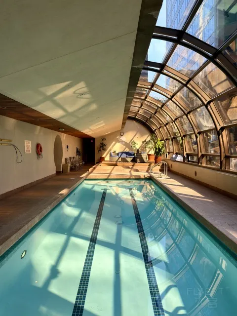 �¸绪❸�����������󶼻�Ƶ� ��ͨ�����׷����� Metropolitan Hotel Vancouver