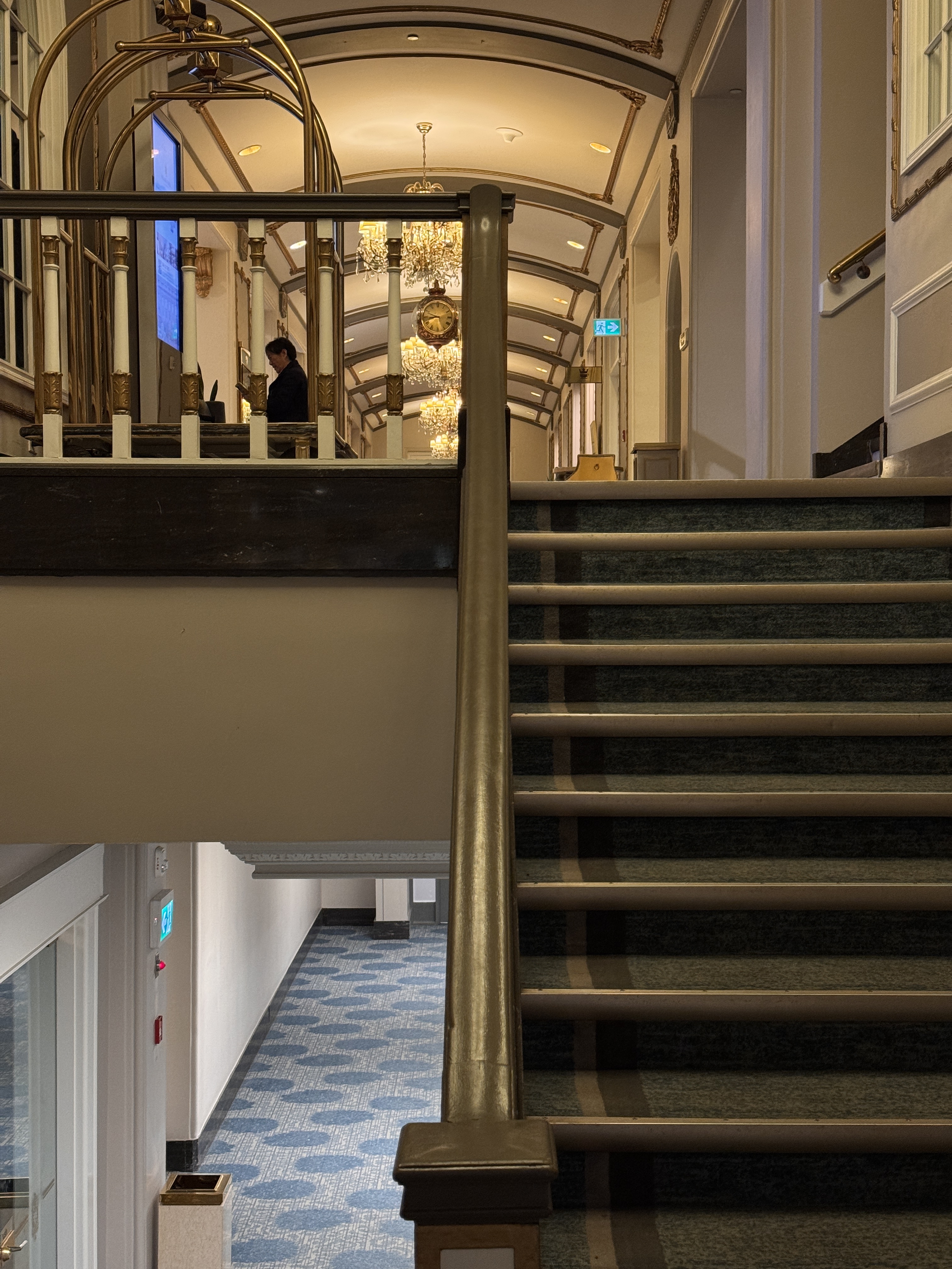 ����100������1927��·�������˹�����¾Ƶ�The Hotel SK��;��