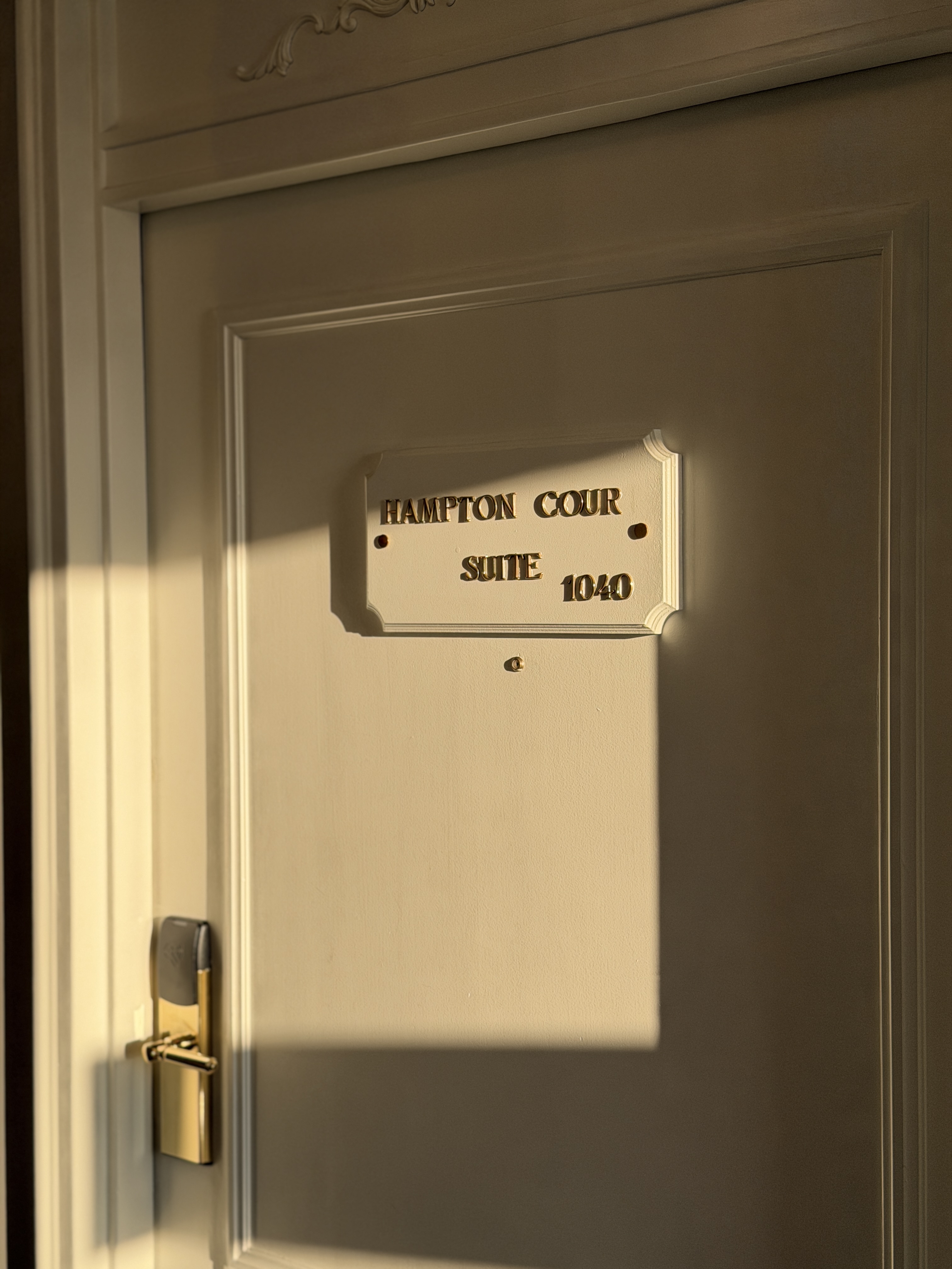 ����100������1927��·�������˹�����¾Ƶ�The Hotel SK��;��
