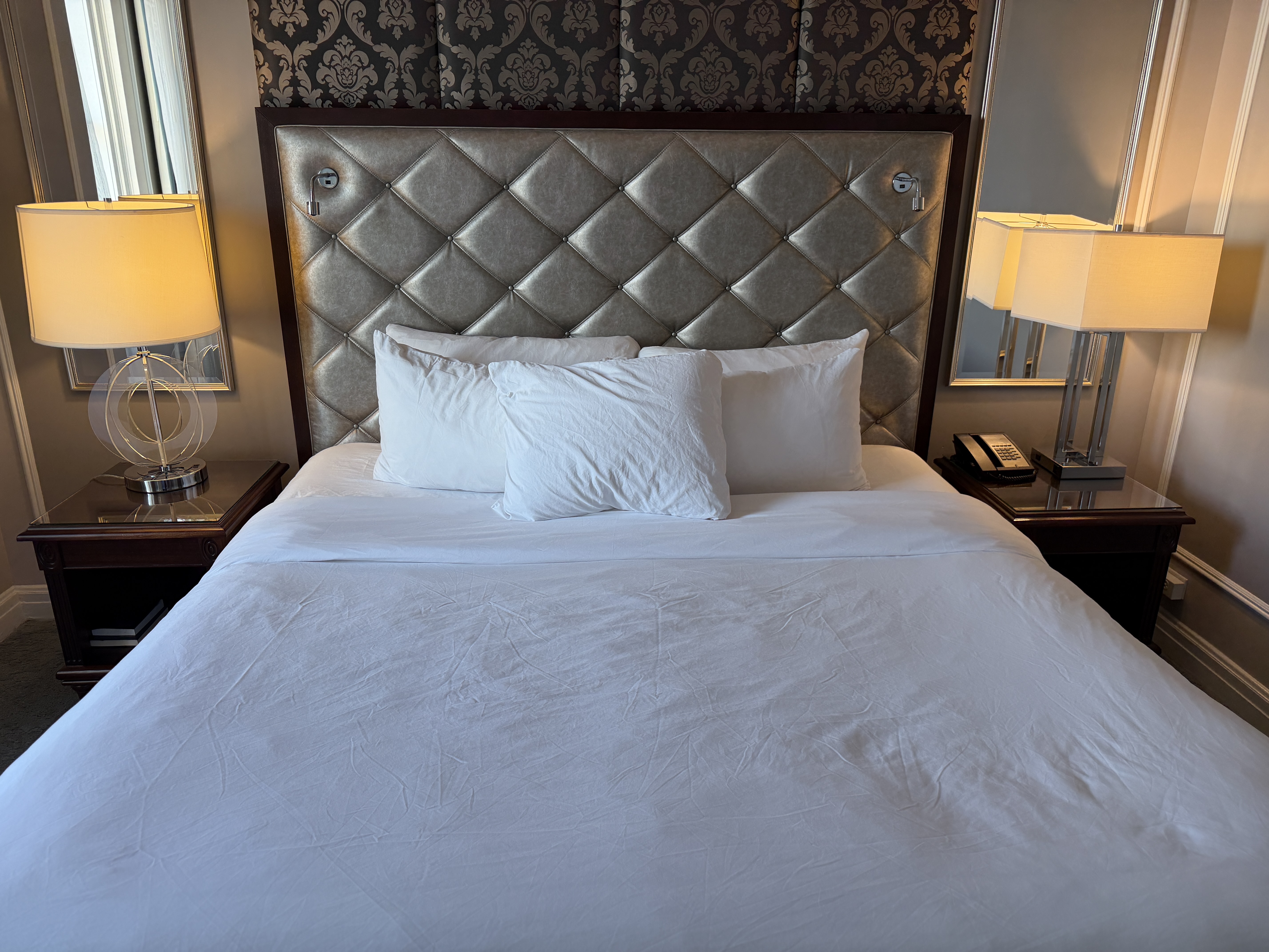 ����100������1927��·�������˹�����¾Ƶ�The Hotel SK��;��